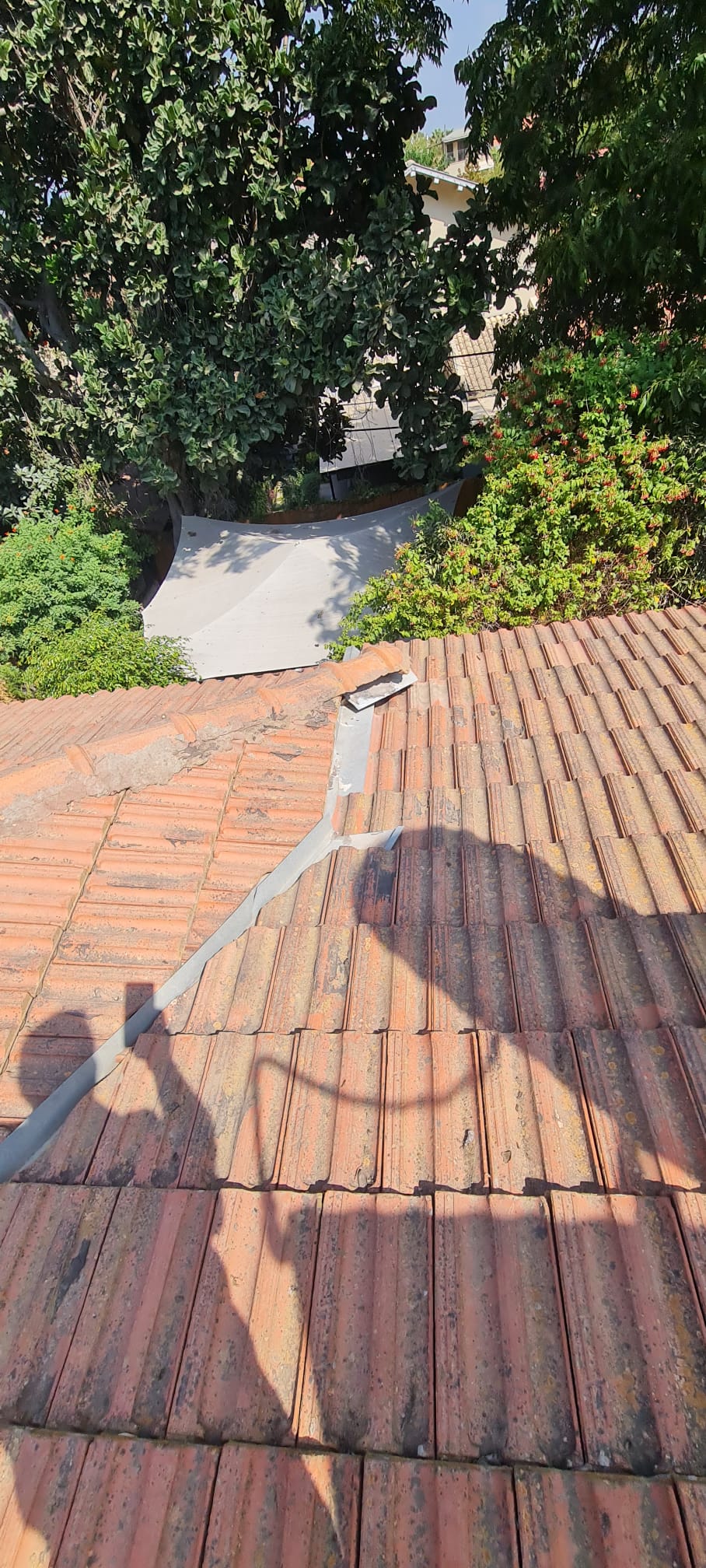 תיקון גגות רעפים