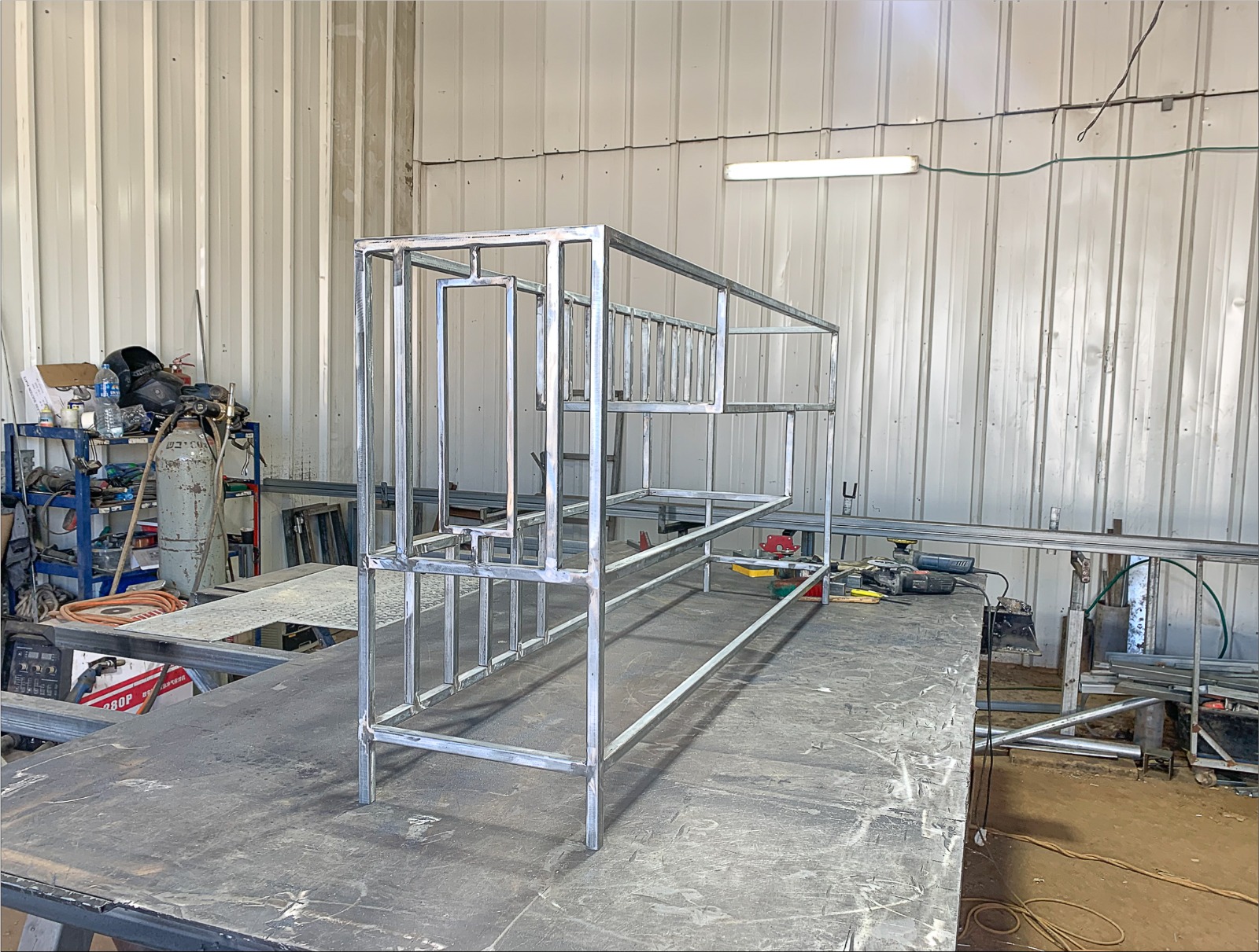 עבודות מסגרות