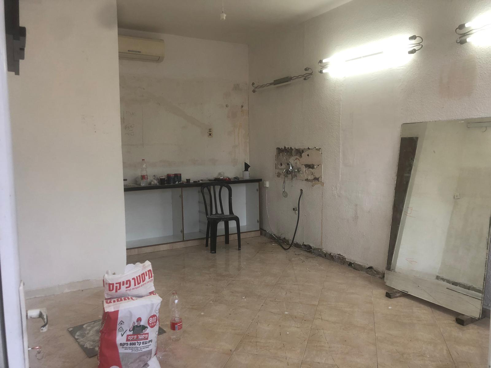 שיפוץ משרד לפני ואחרי