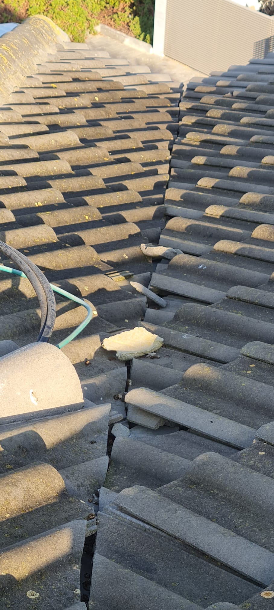 תיקון גגות רעפים