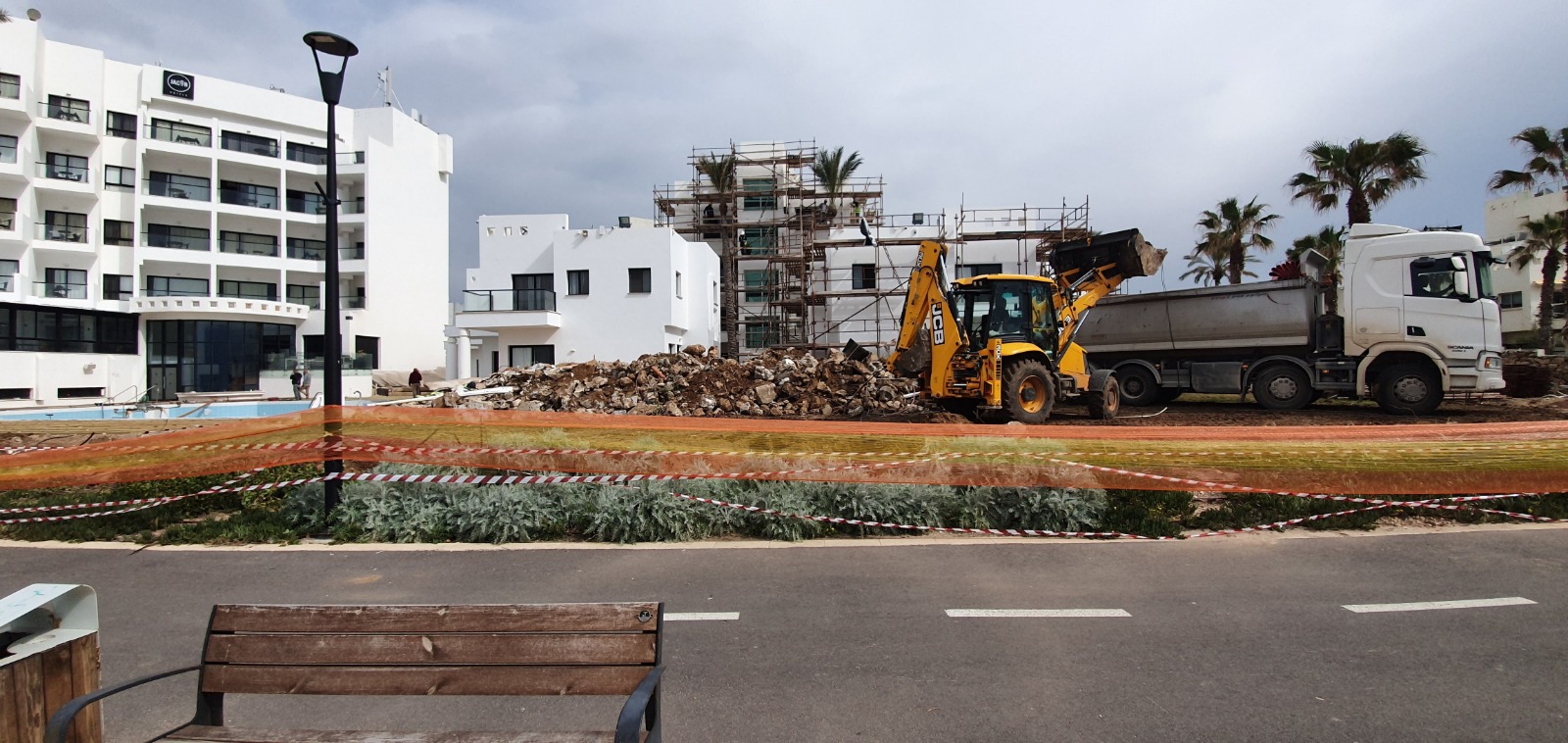 שיפוץ חיצוני למלון