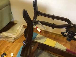 טיפול ותיקון שולחן עתיק