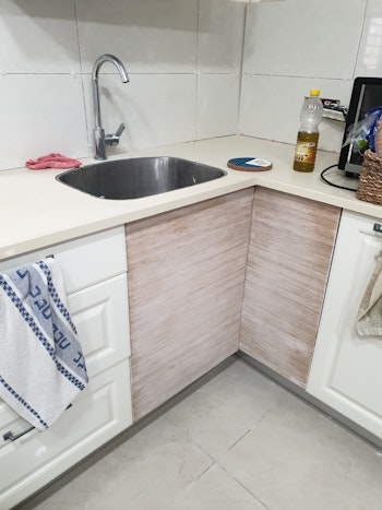 העברת מטבח ממקום למקום.