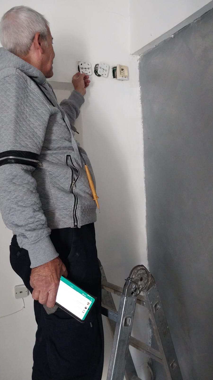 תיקוני חשמל