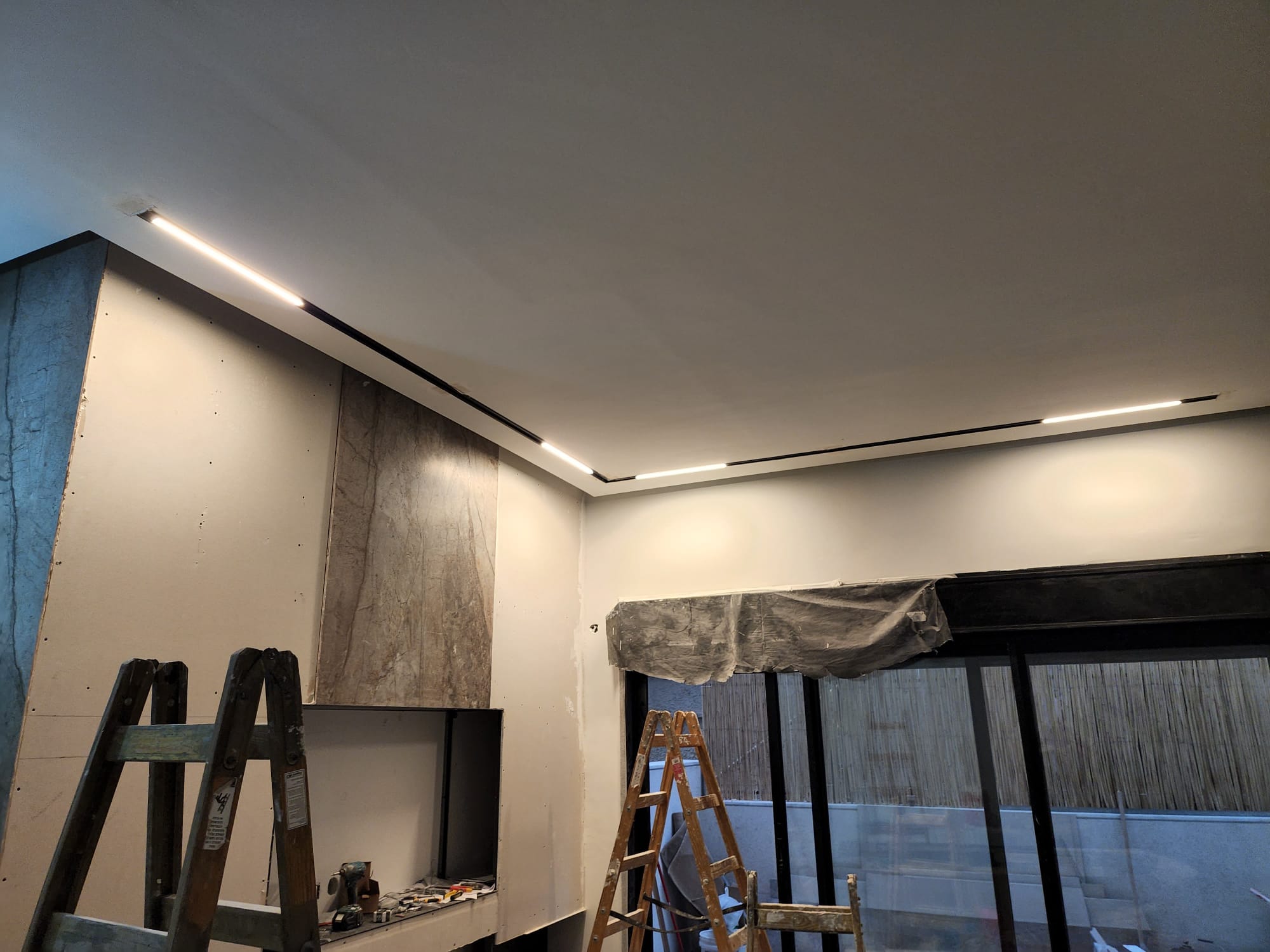 עבודות אלומיניום