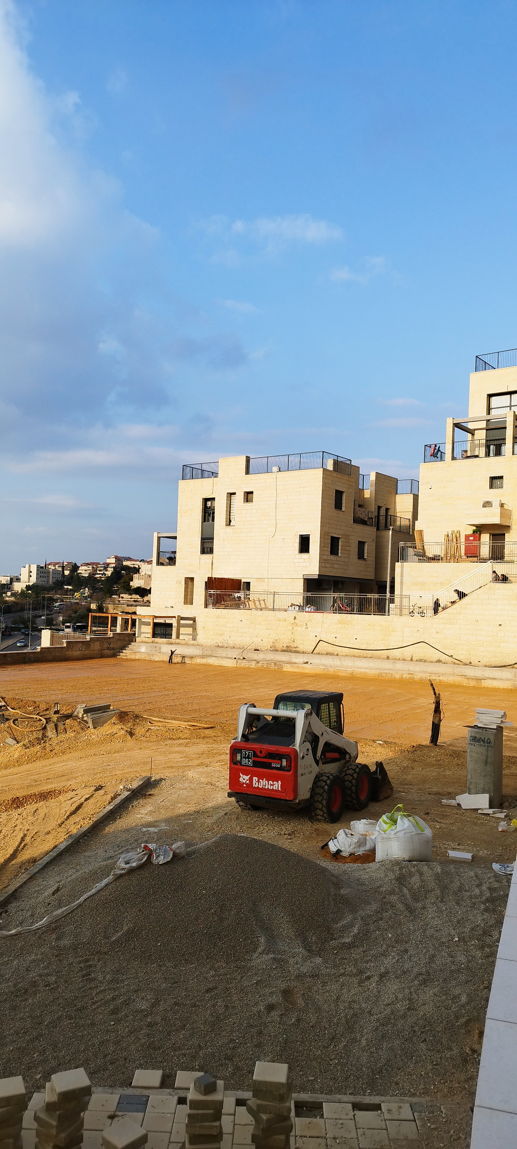 מגרש בית ספר בבית שמש