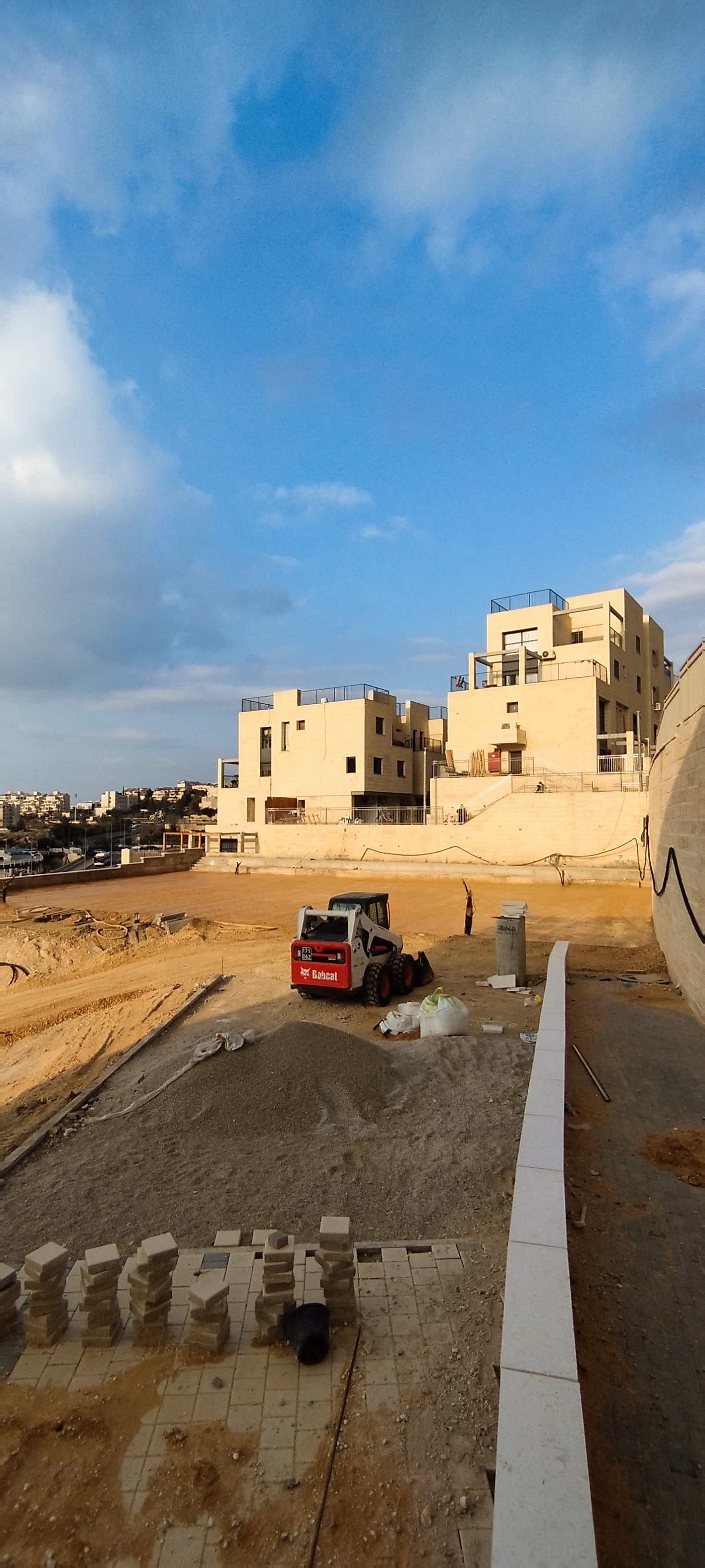 מגרש בית ספר בבית שמש