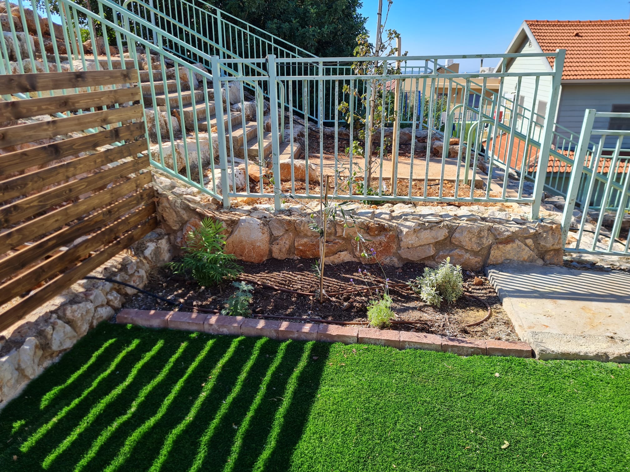 שיפוץ כללי בבית ובחוץ