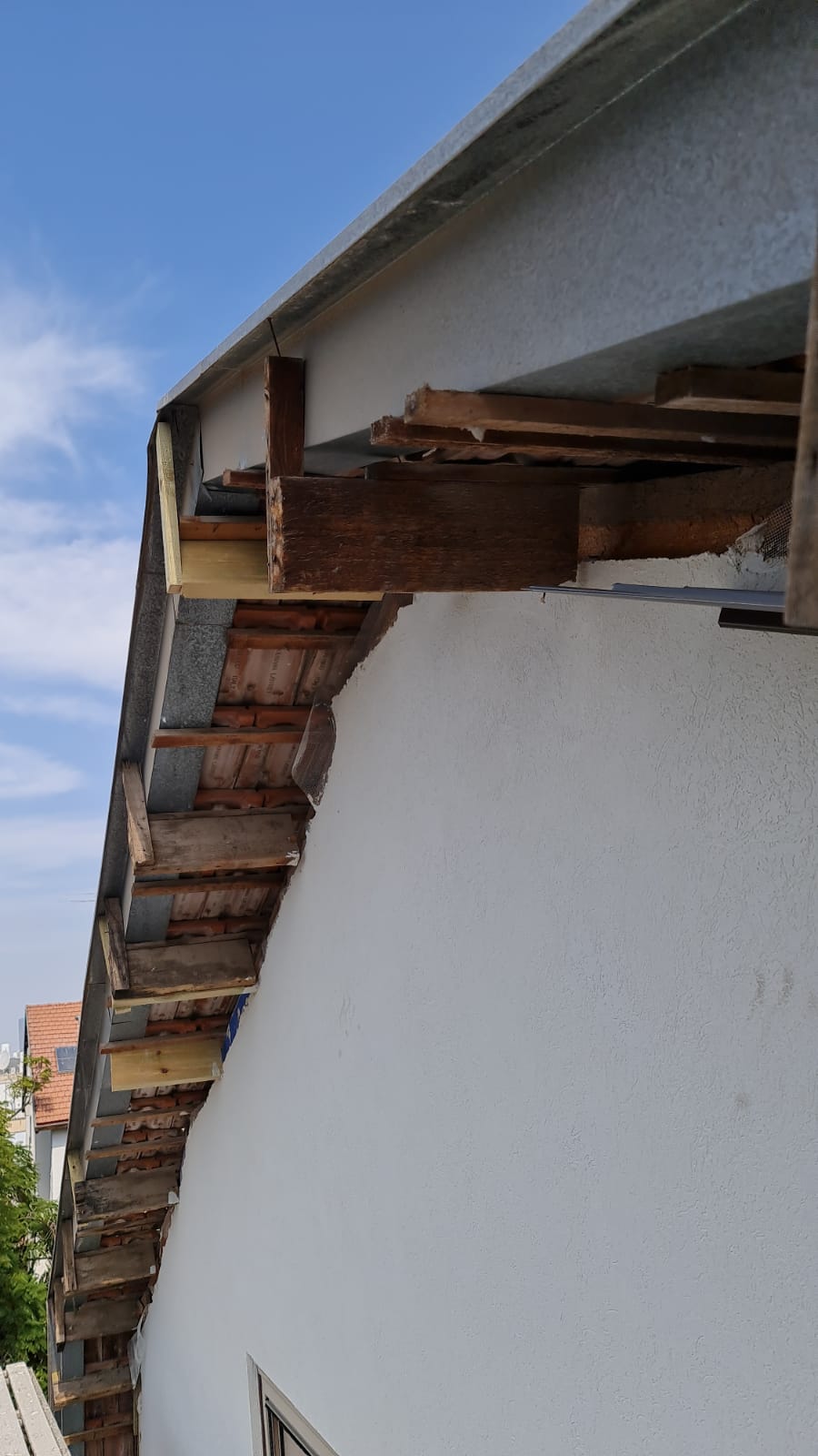 חדוש ארגז עץ ב צפוי אלמיניום