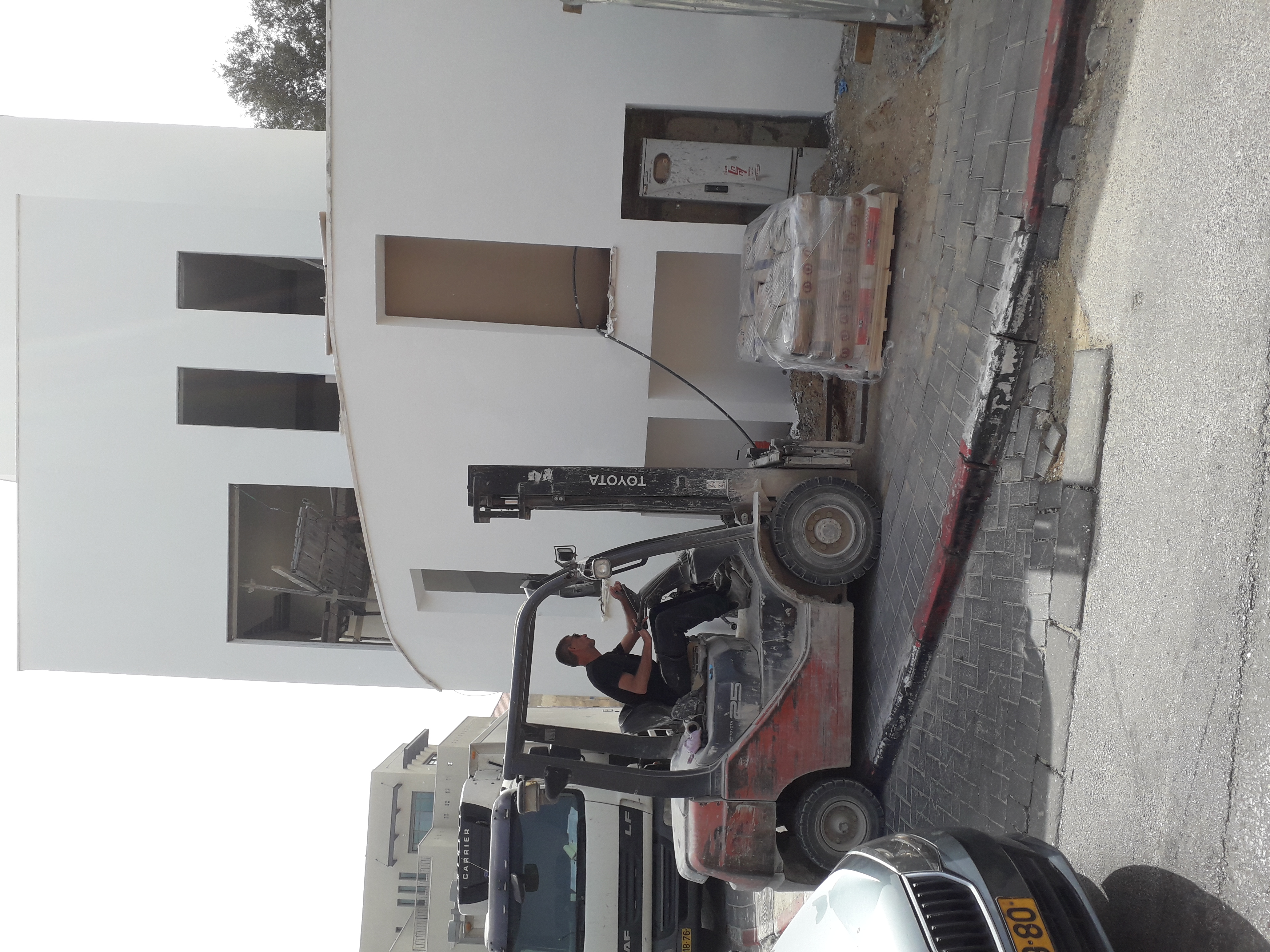 עבודות ריצוף