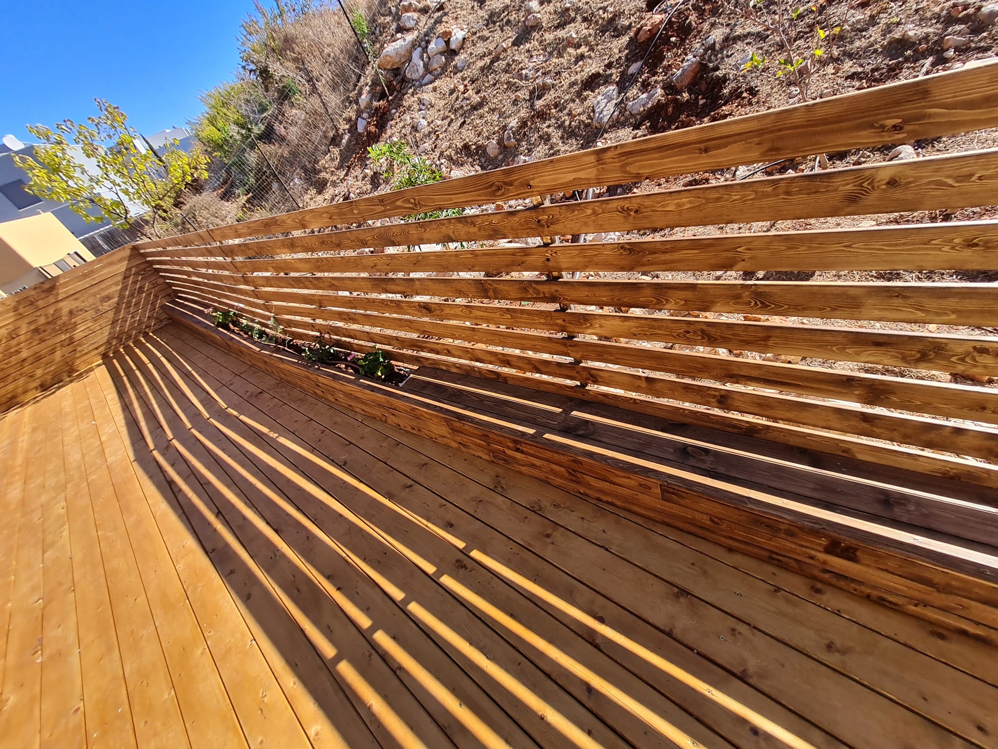 שיפוץ כללי בבית ובחוץ