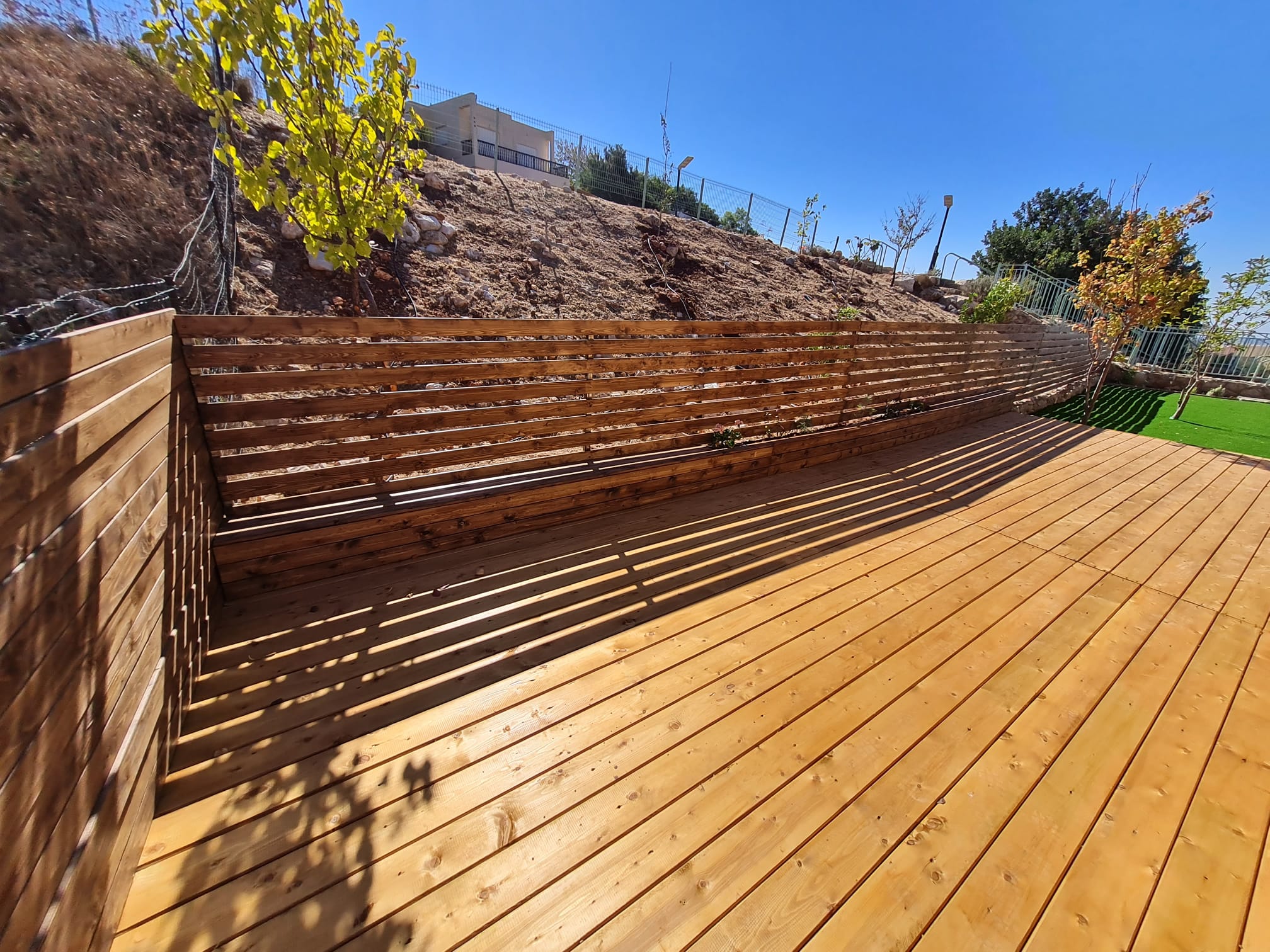 שיפוץ כללי בבית ובחוץ