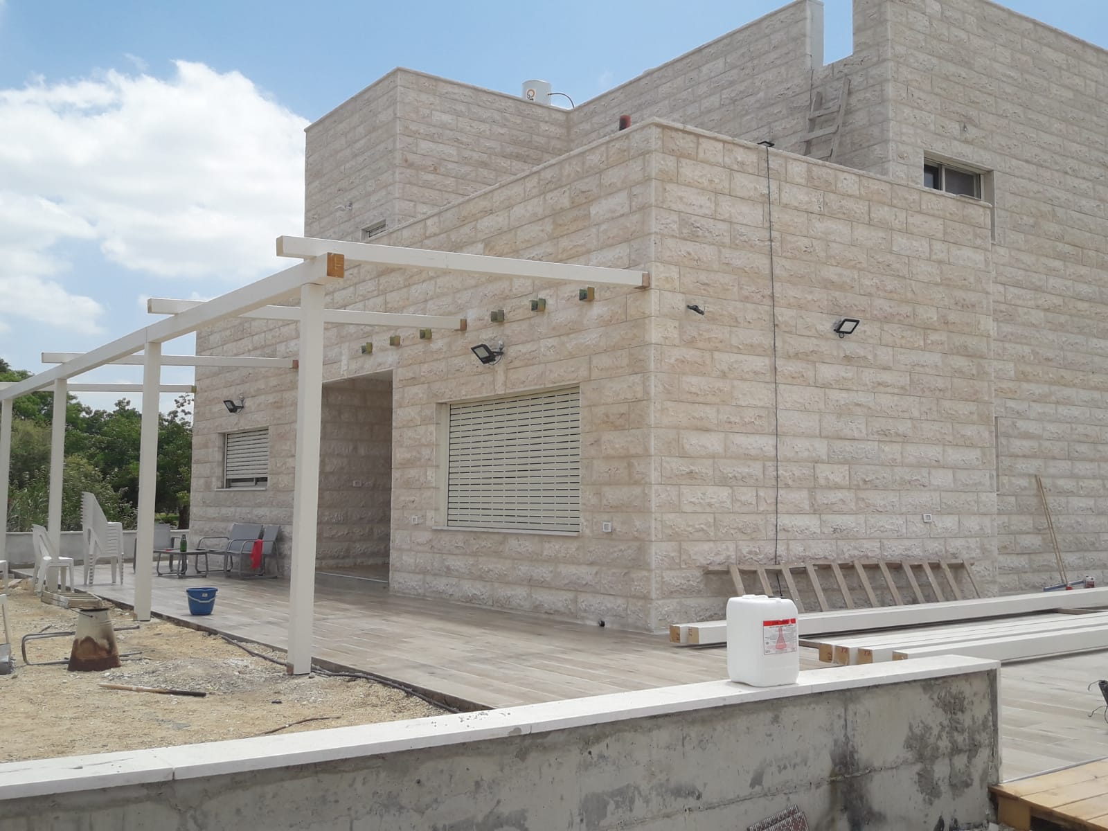 וילה במושב ישעי