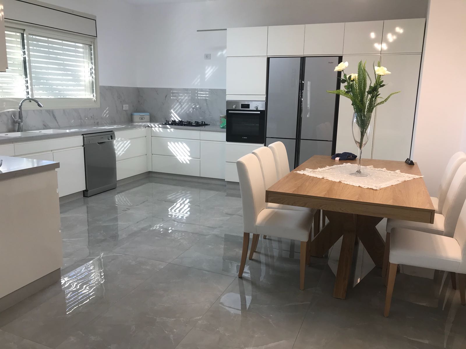 צילום מעבודה של ירון ביטון