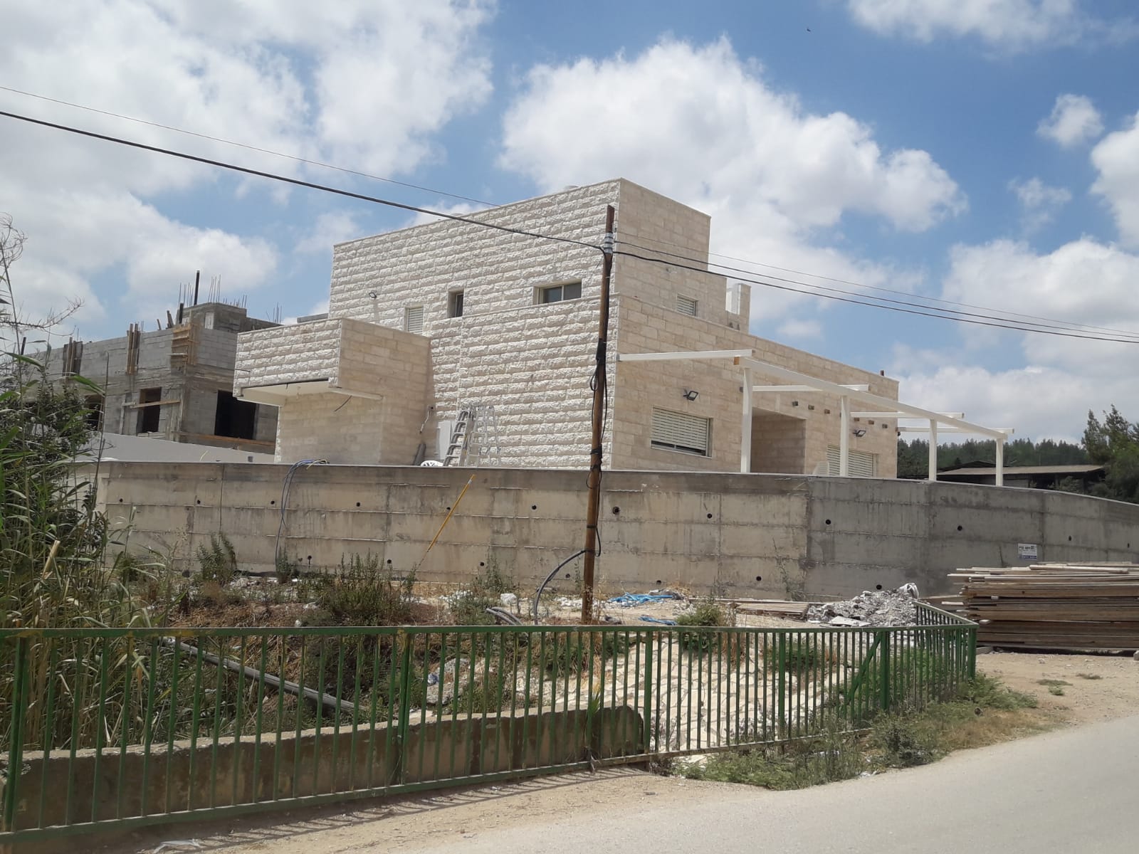 וילה במושב ישעי