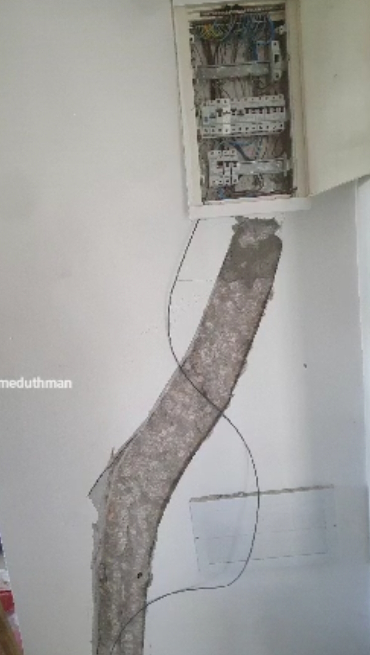 לוח חשמל חדש כחלק משיפוץ כללי