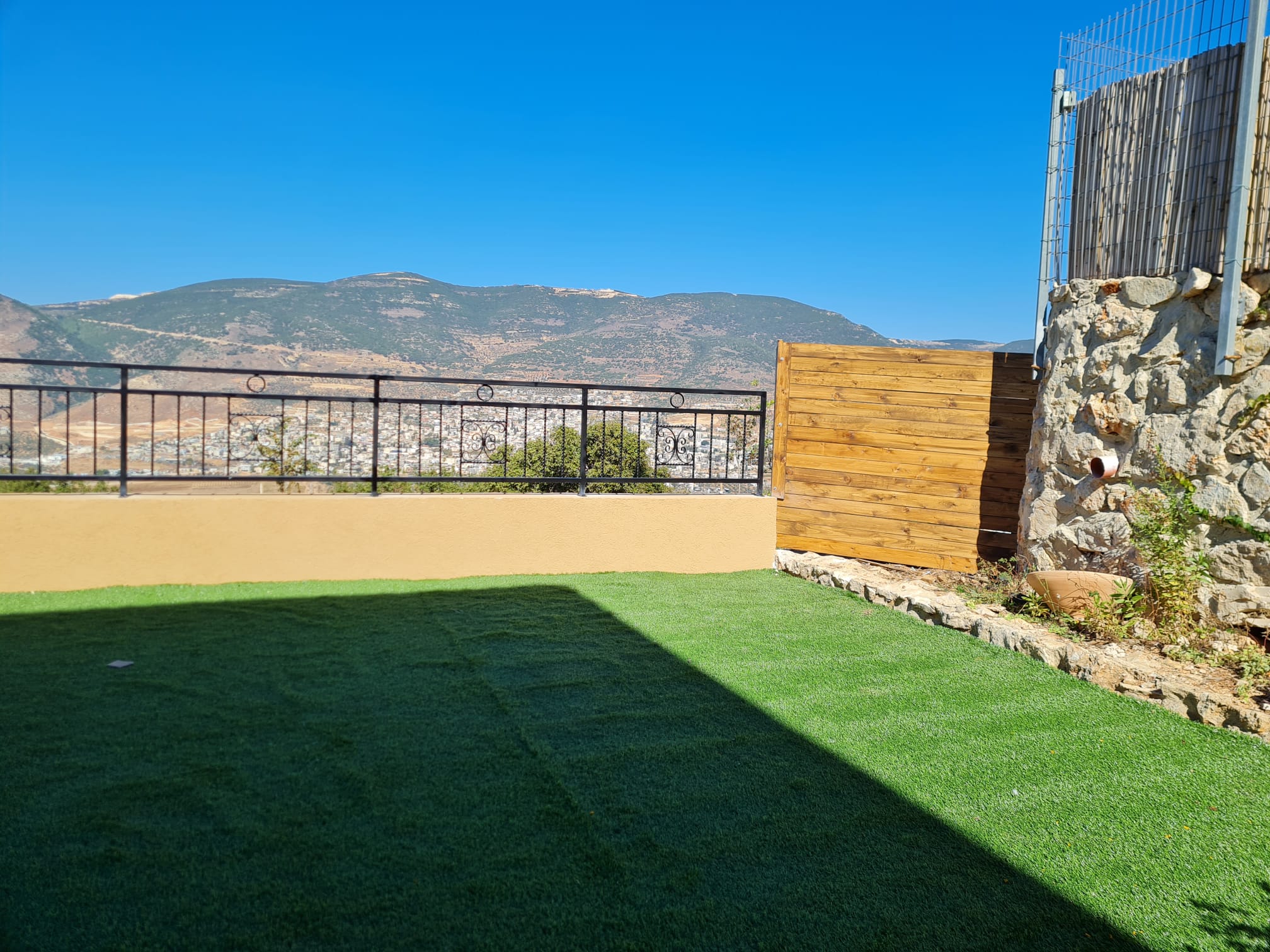 שיפוץ כללי בבית ובחוץ