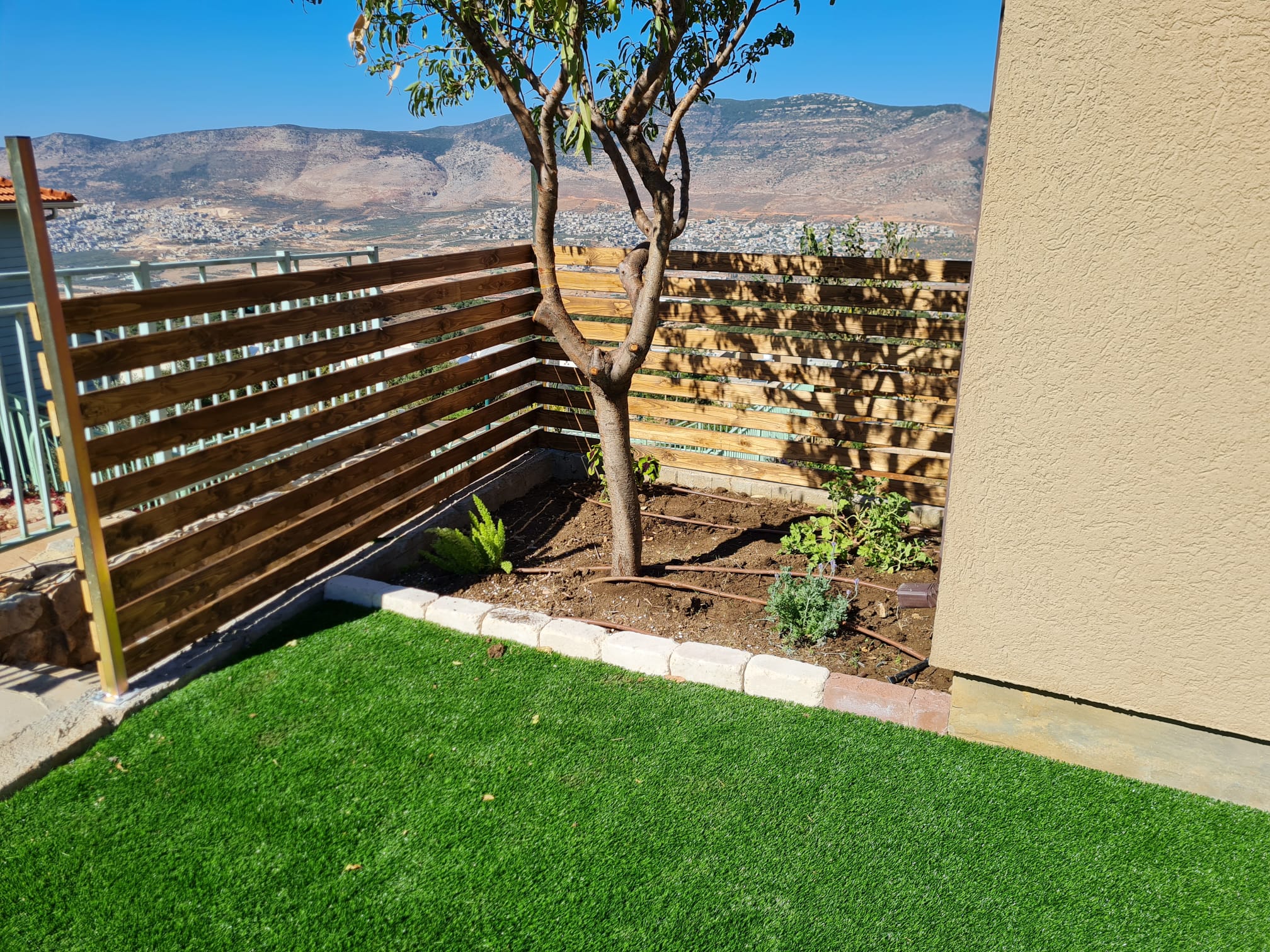 שיפוץ כללי בבית ובחוץ