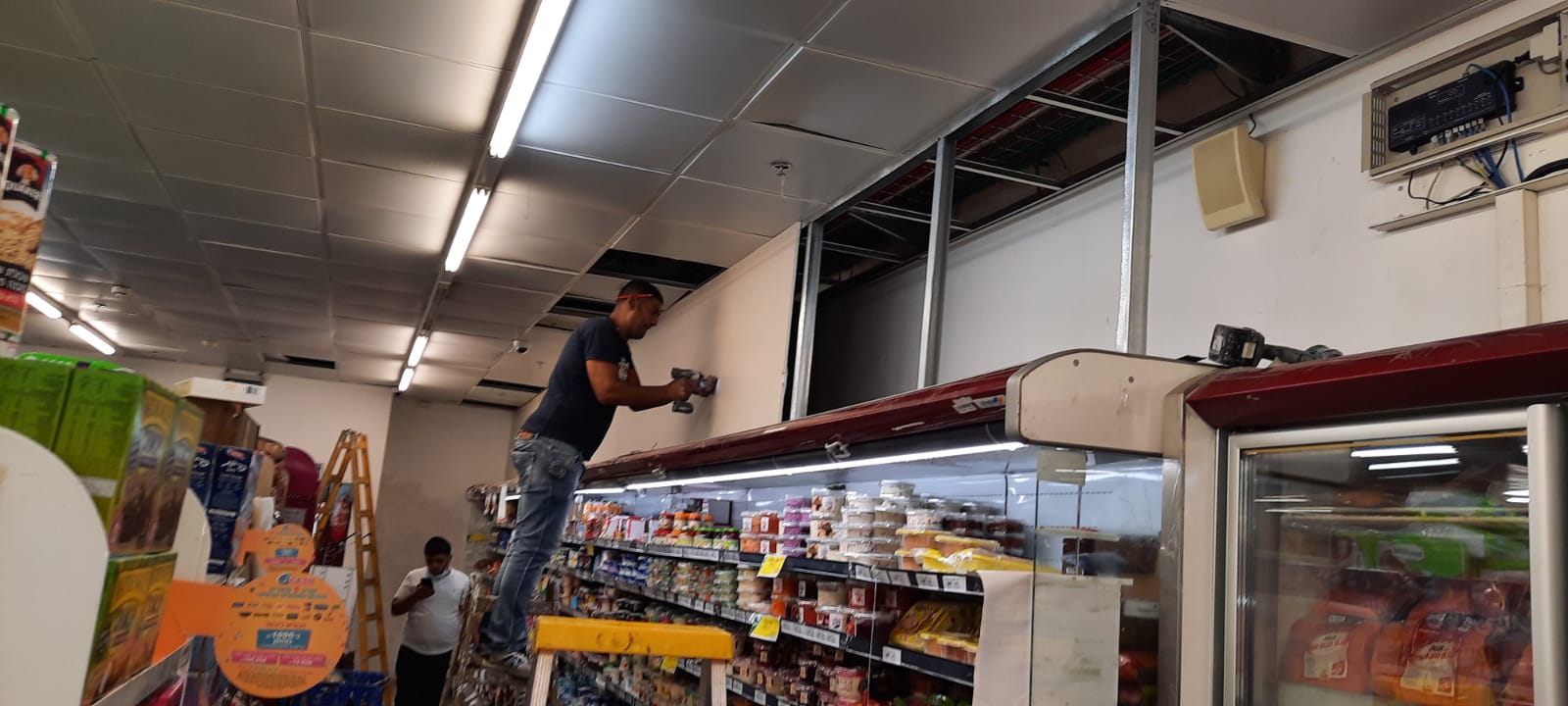 שיפוץ סופר בבני ברק