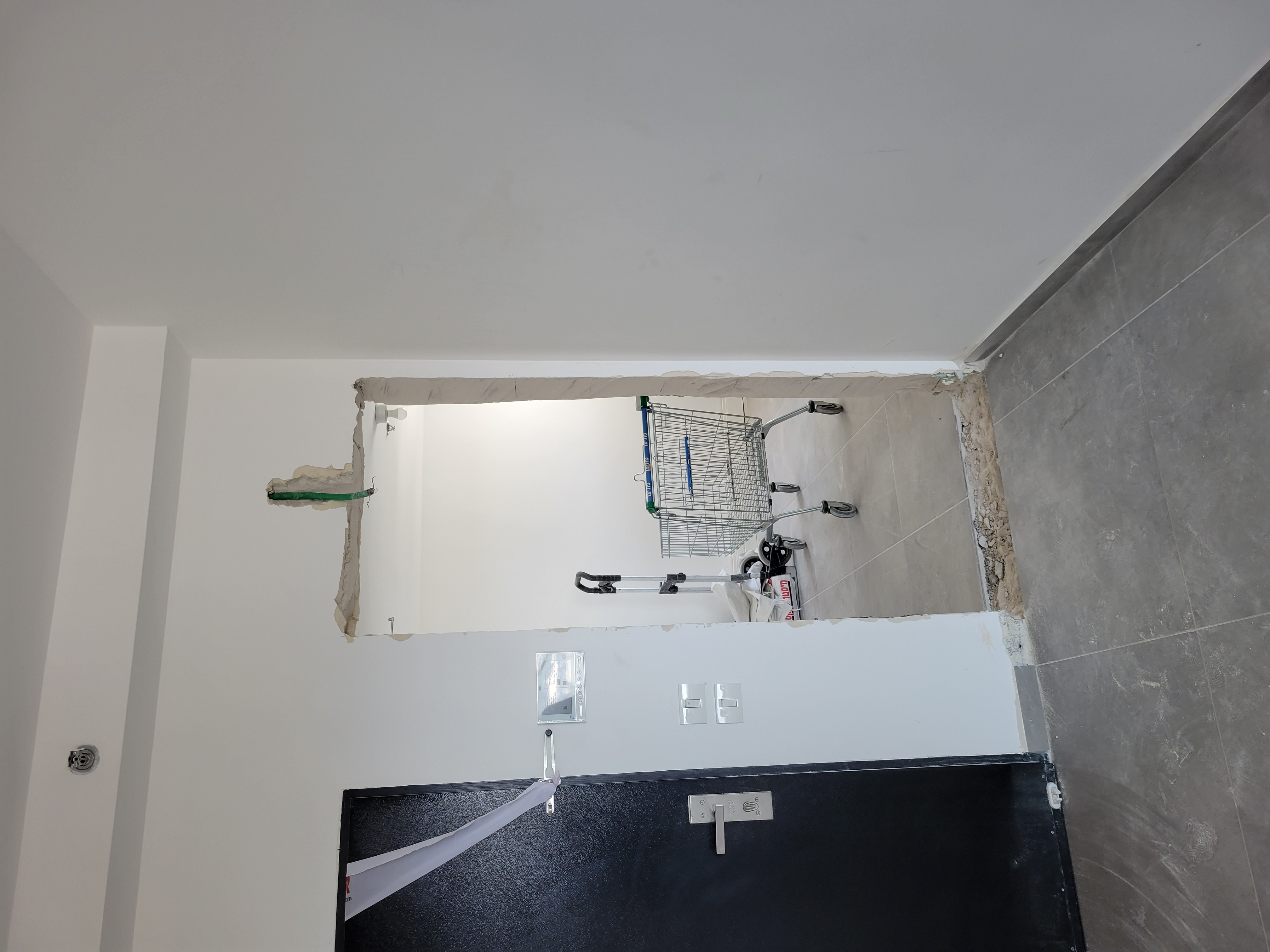 ניסור קירות