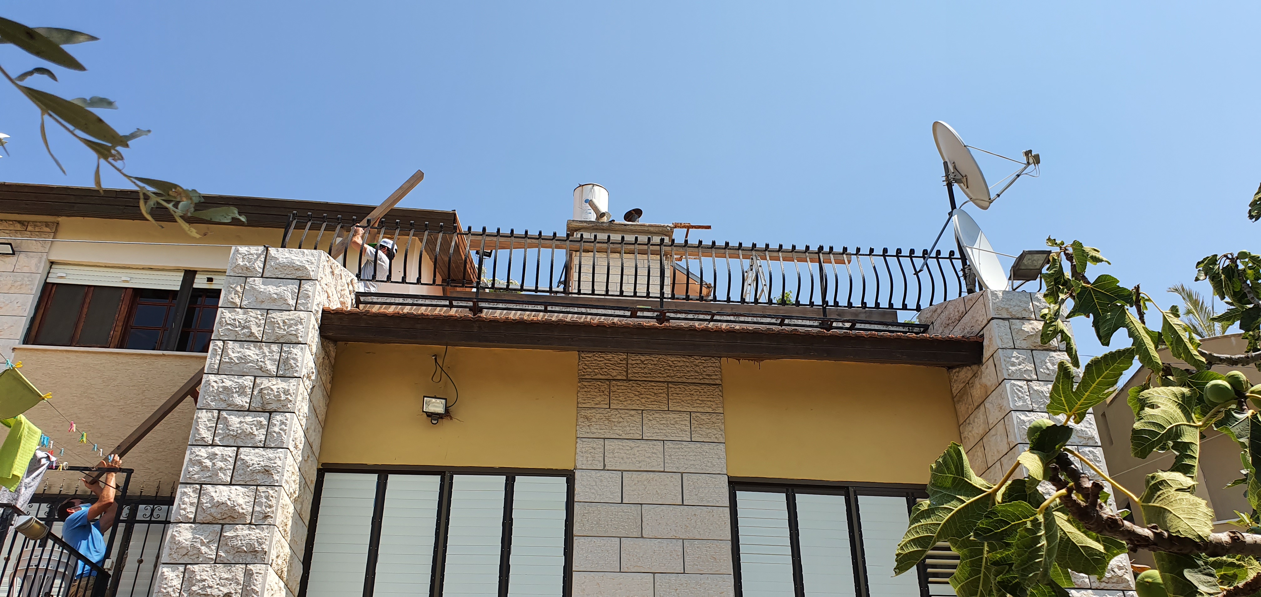 סגירת מרפסת 6*5 מעץ