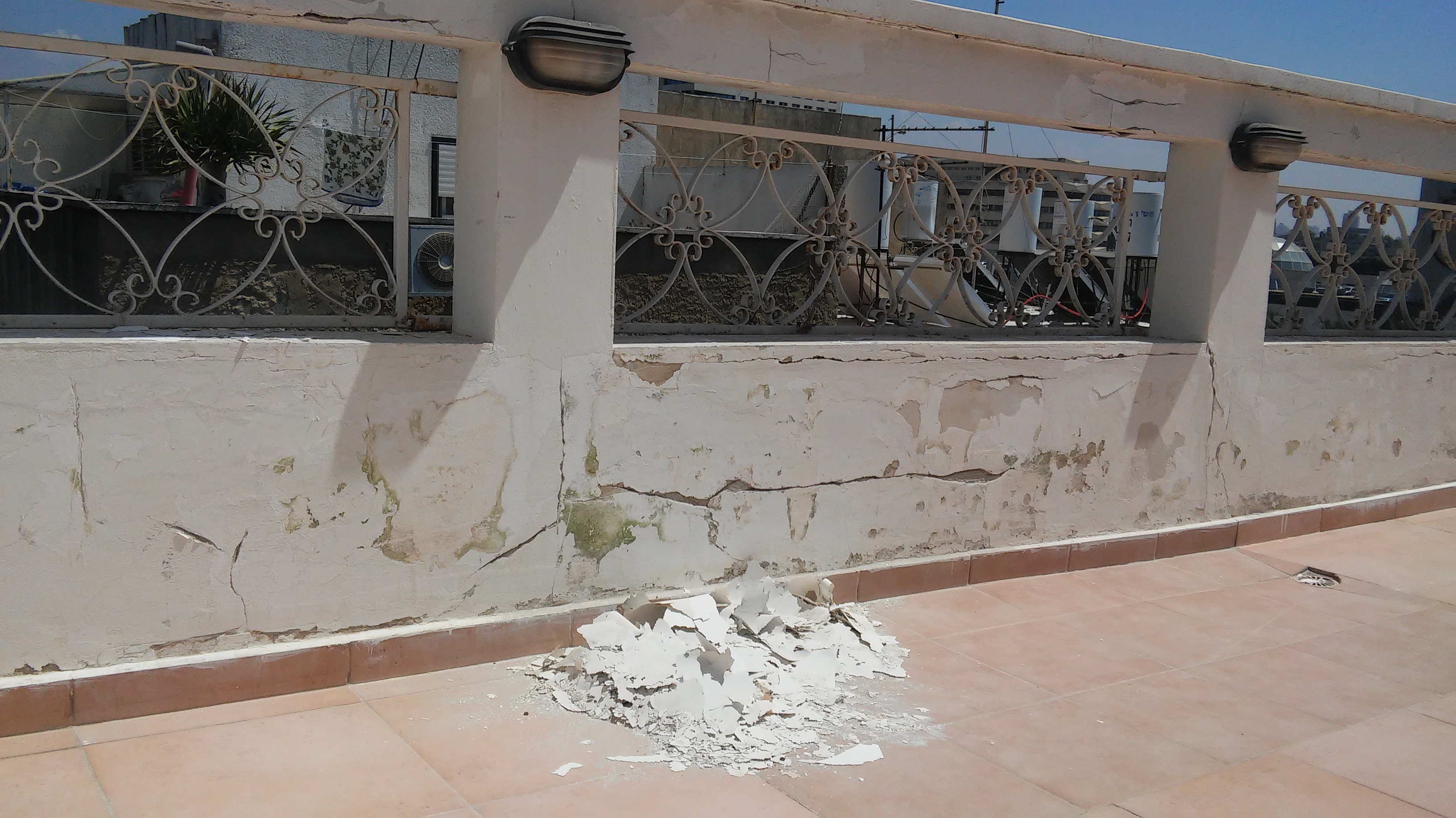 עבודת שיקום ושליכט צבעוני