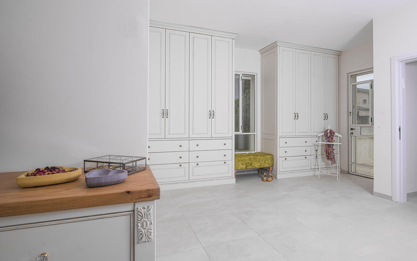 ××¨×× ××ª ××××× × ×××. 