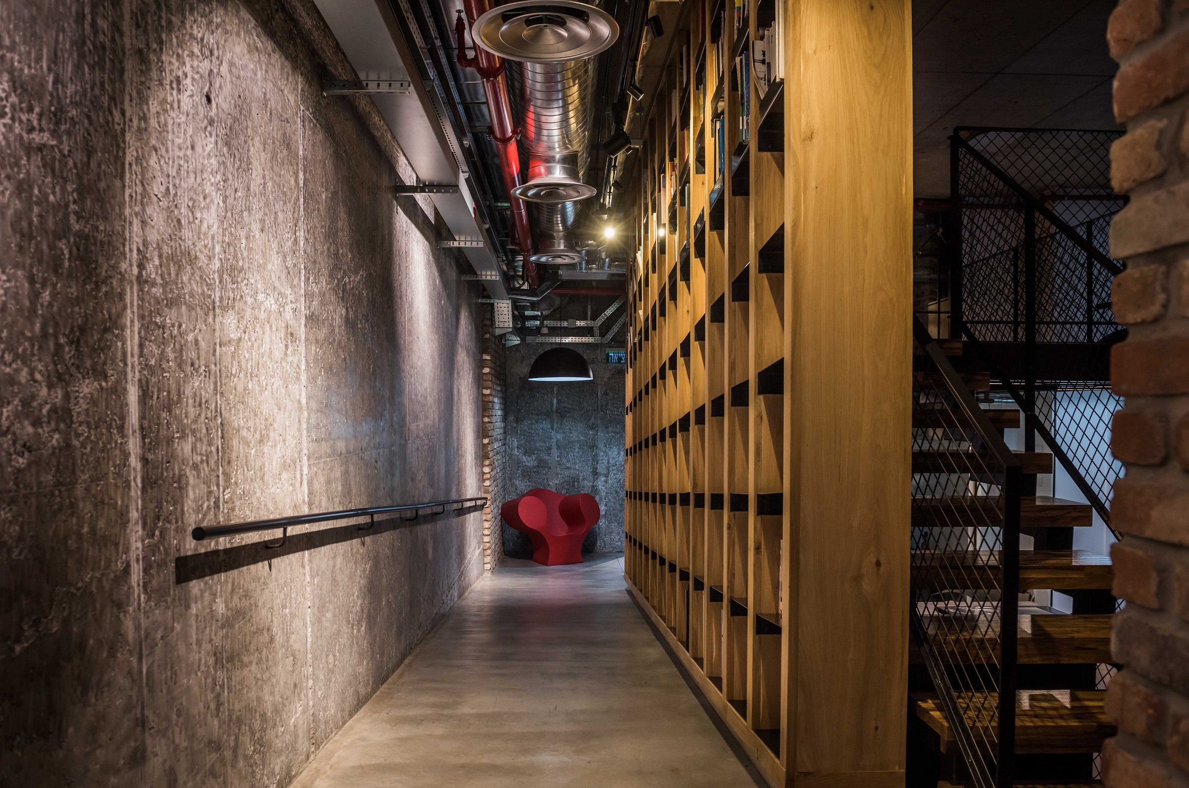 ×¤×× ×ª ××©××× ××¦××¢ ××××. ××©×¨× ××¢××¦× ×¢× ×××× ×ª×¢×©×××ª×.