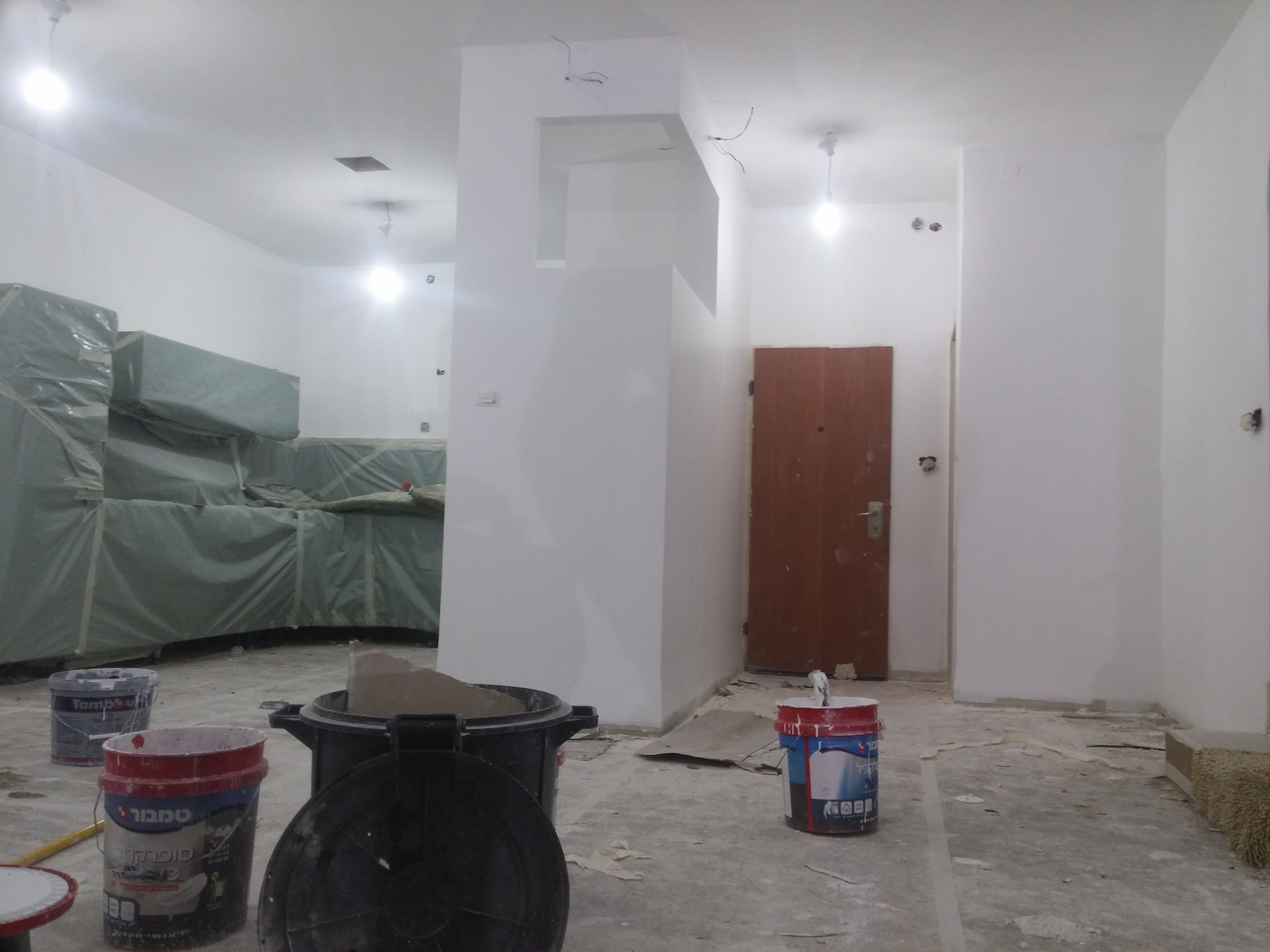 שיפוץ כללי ותוספת בניה קלה