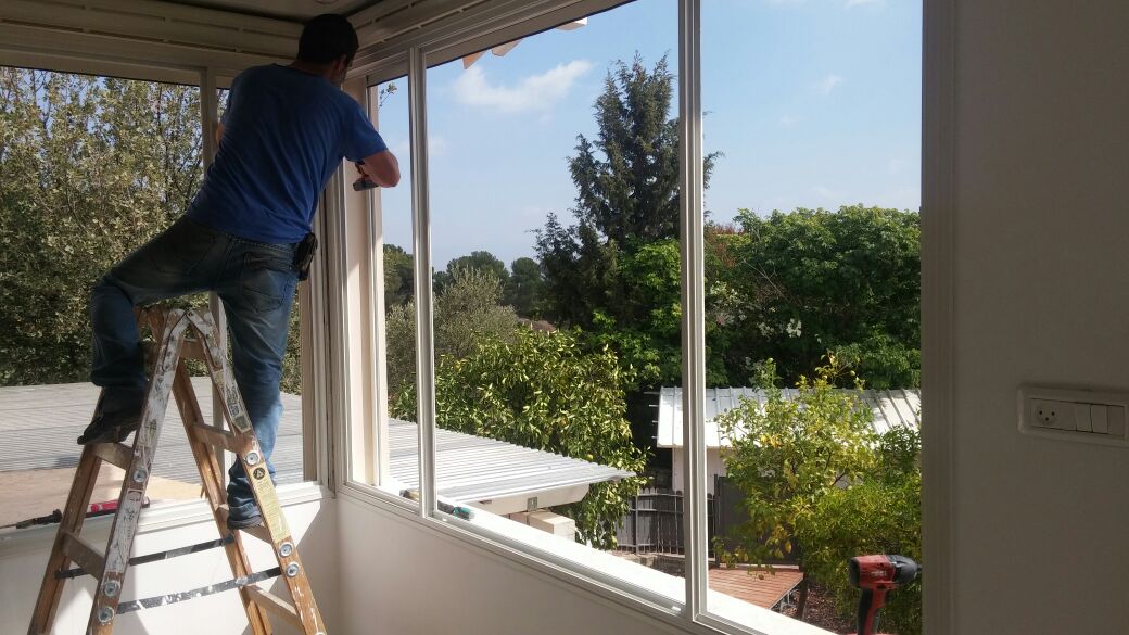 שיפוץ כללי ותוספת בניה קלה