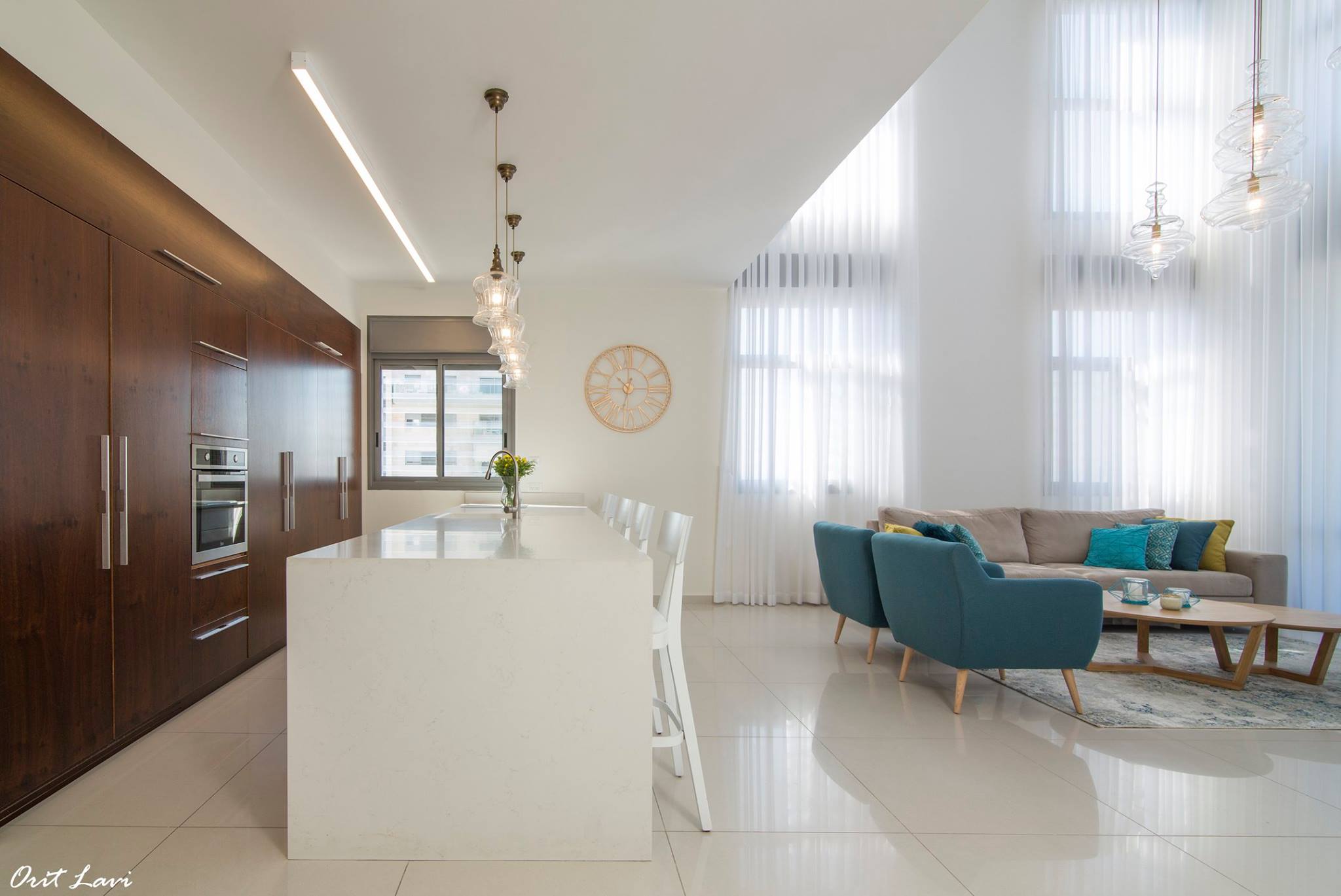 מגוון פרוייקטים של בתים פרטיים ודירות