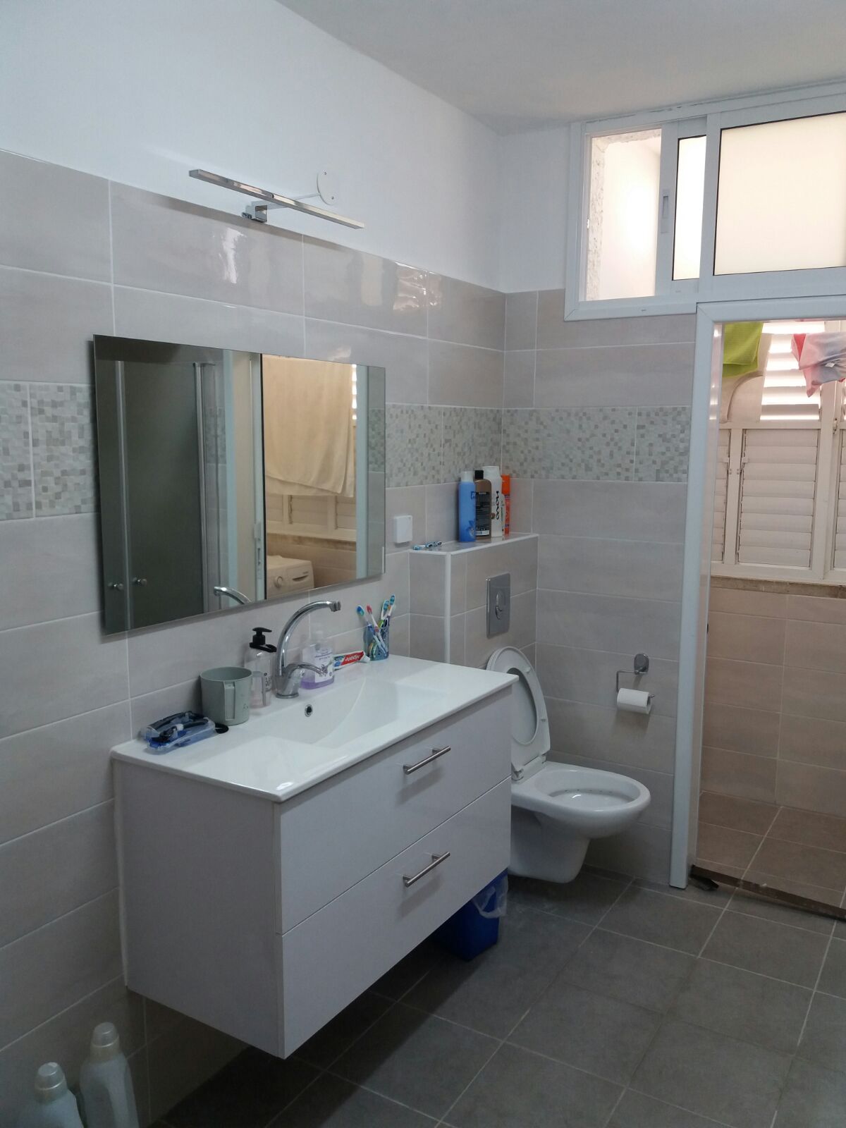 צילום מעבודה של עודד מעודה