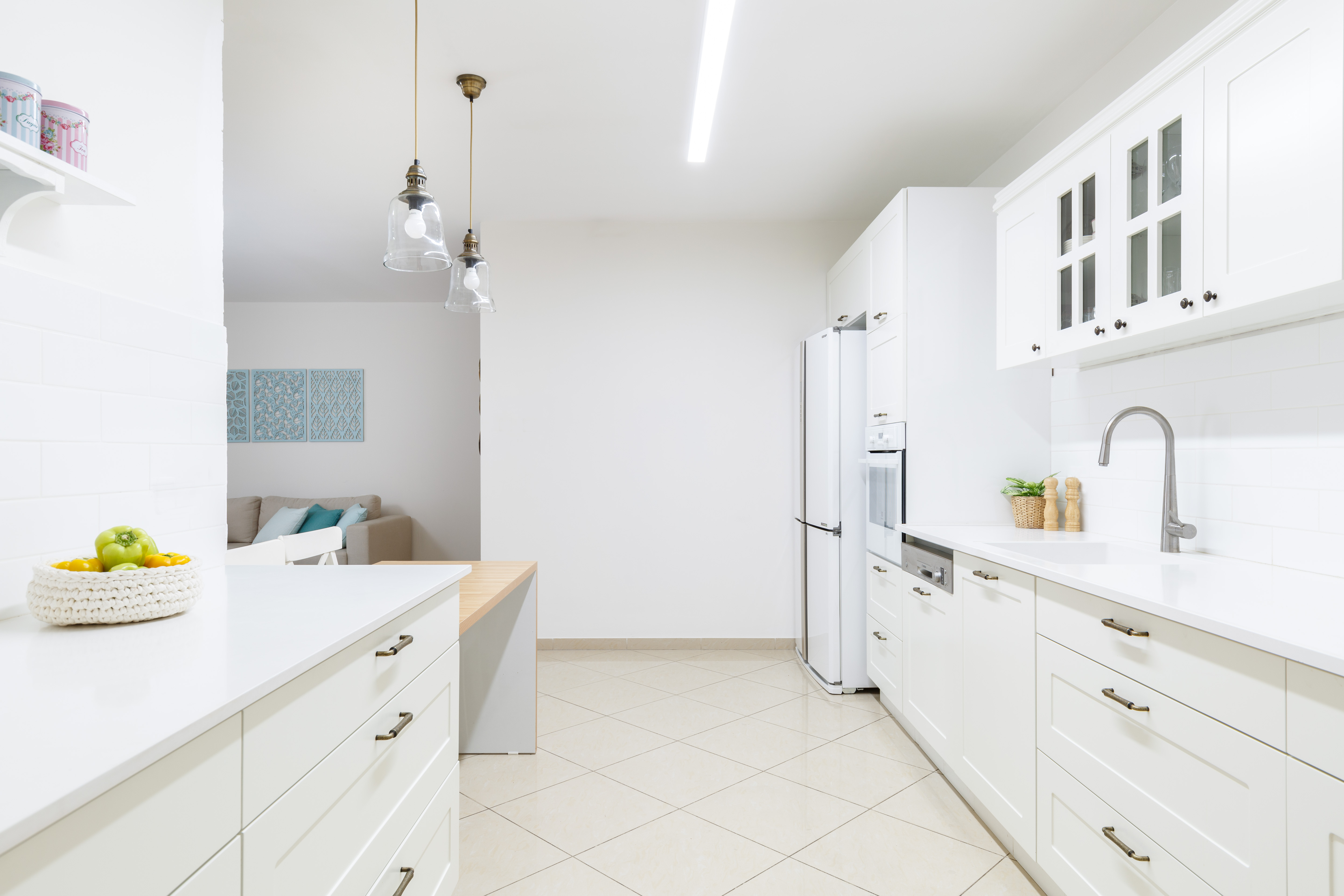 ×××¡×× ××××× ×¢× ×¤×× ×ª ××©×××. 