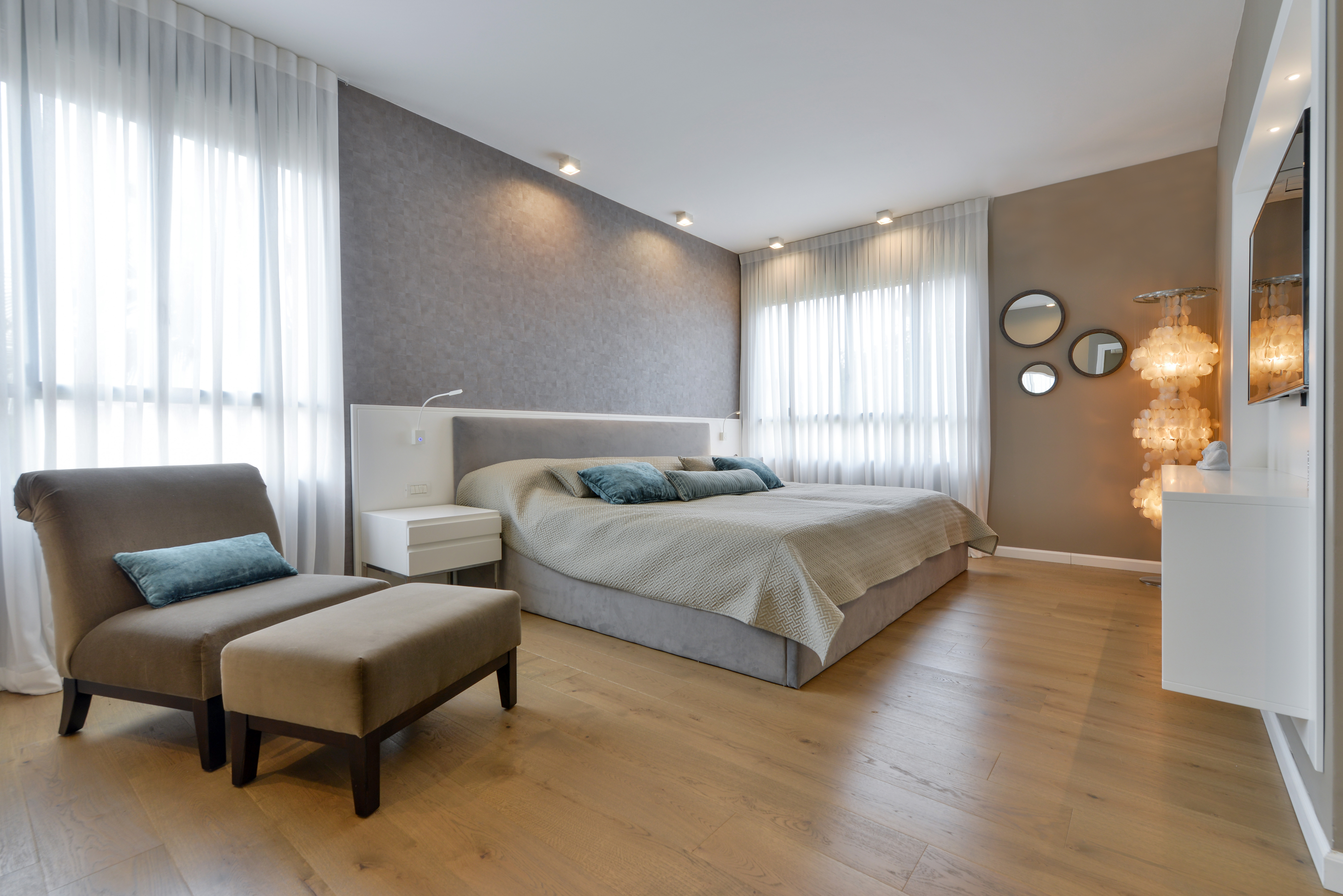 ×××¨ ×©×× × ×¢× ×¤×¨×§× ××¦××¢× ×××. 