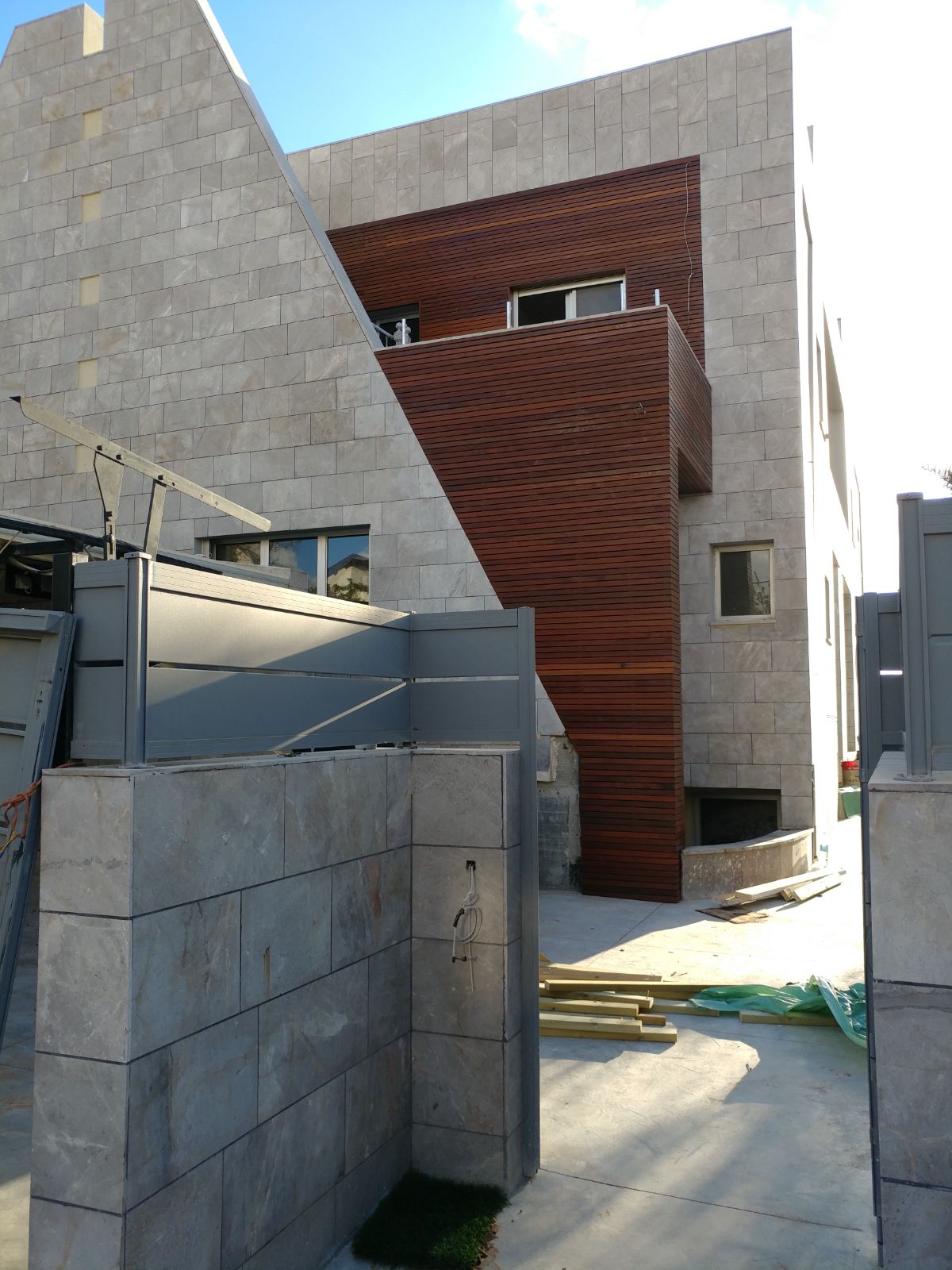 עבודות עץ מגוונות