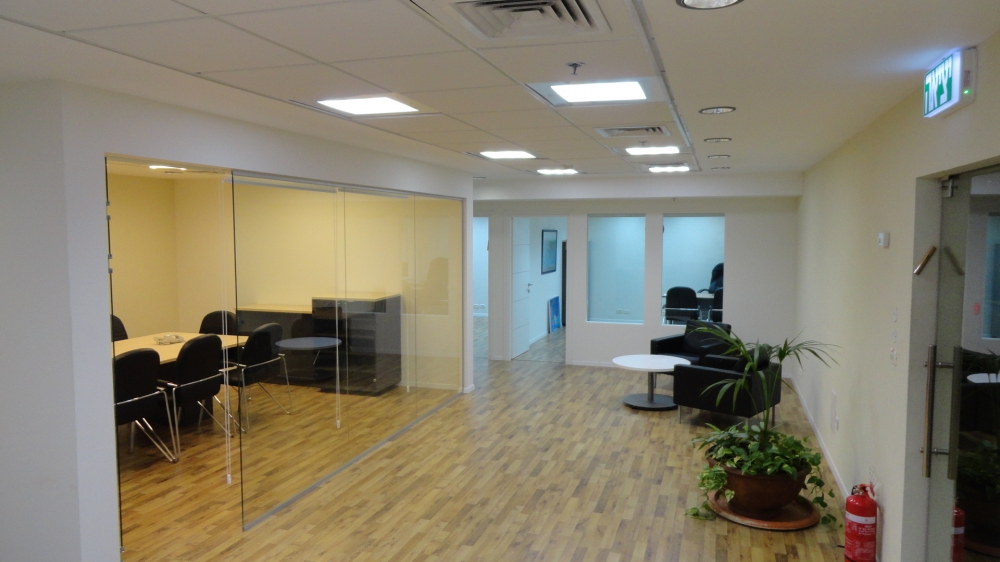 שיפוץ משרד ברמת החיל