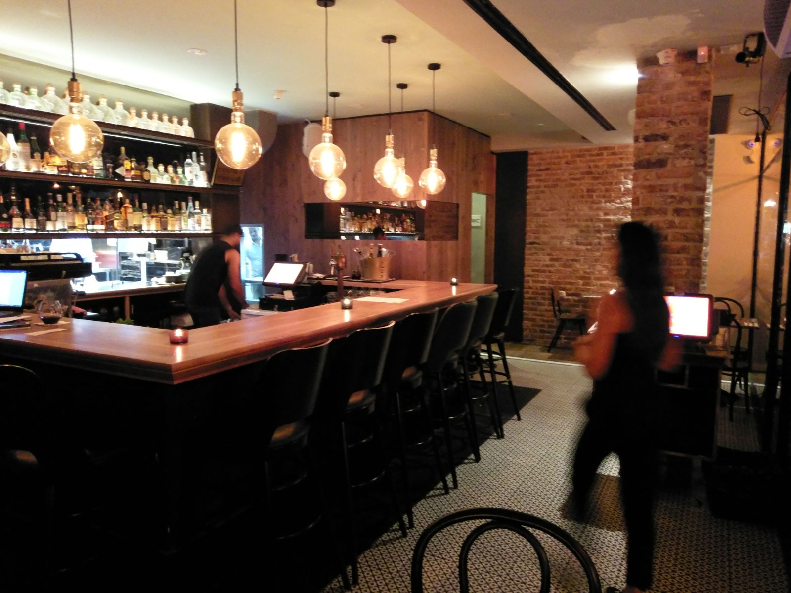 שיפוץ מסעדה