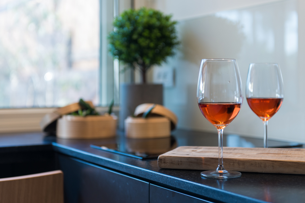 ×××¡××ª ××× ×¢× ××××¤×§. 