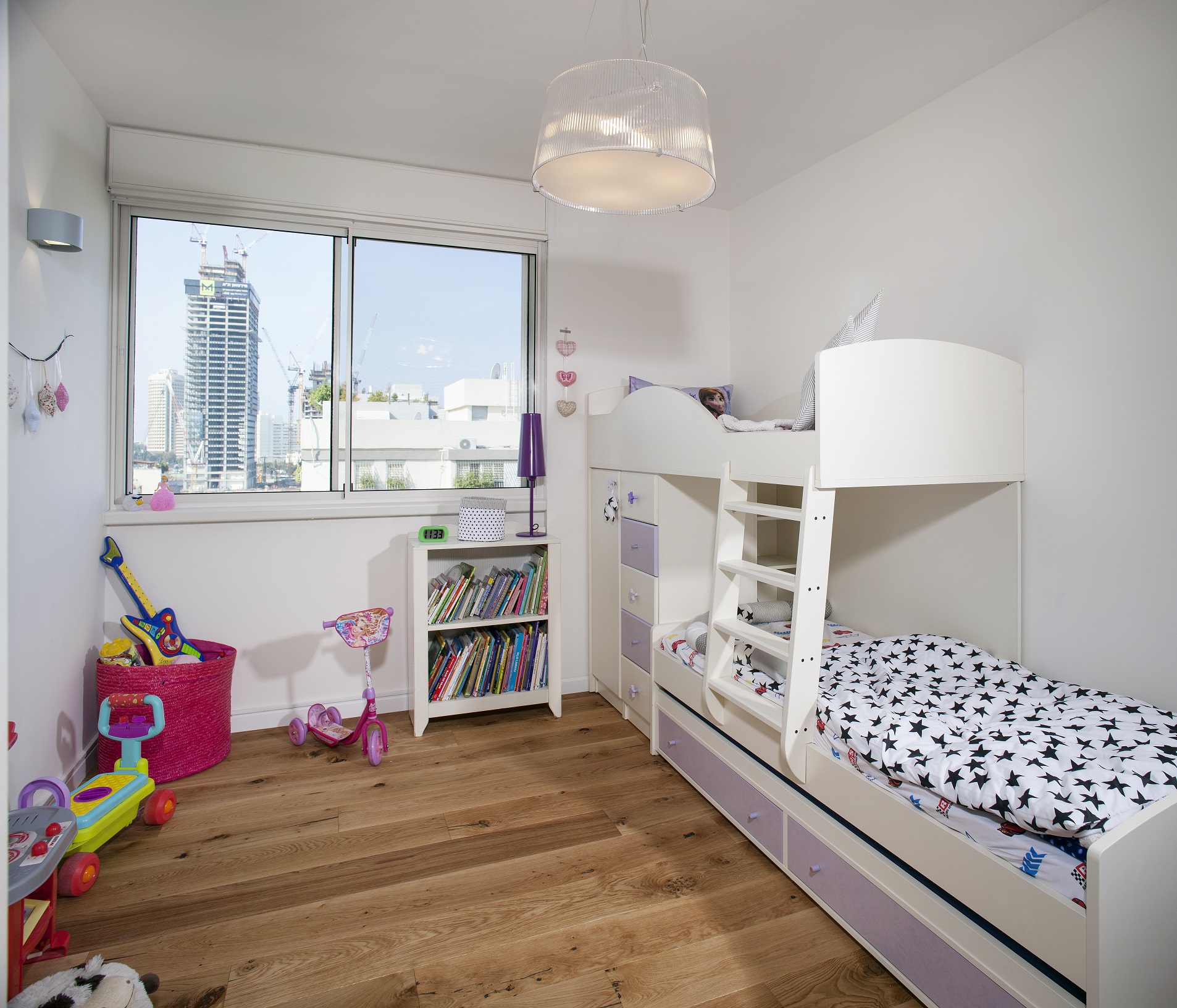 ×××¨ ×©×× × ×©× ××××× ×¢× ××××ª ×§××××ª×××. 