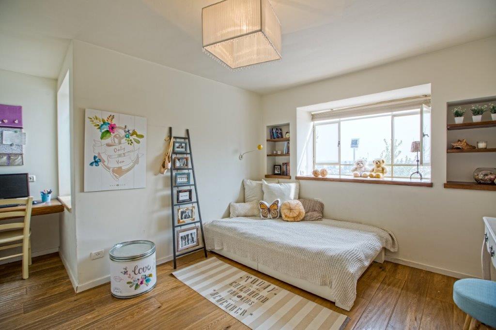 ×××¨ ××××× × ××¡×£.