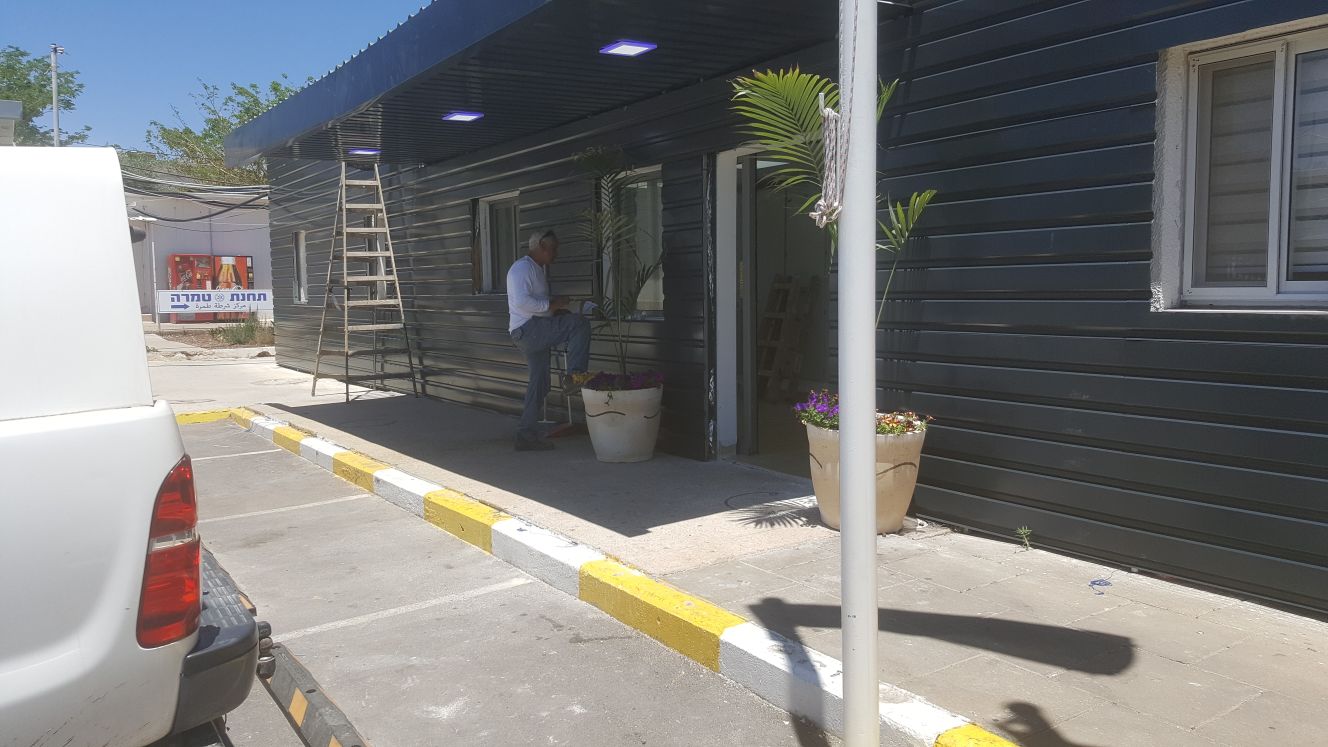 שיפוץ תחנת משטרה