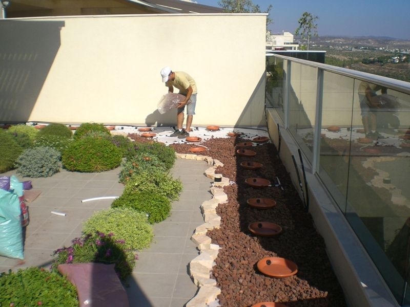 גינת גג בצור יצחק