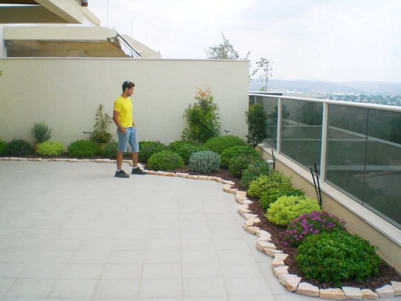 גינת גג בצור יצחק