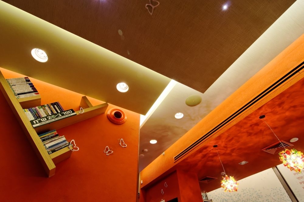 קפה גן סיפור