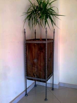 עבודות יד מעץ ומתכת