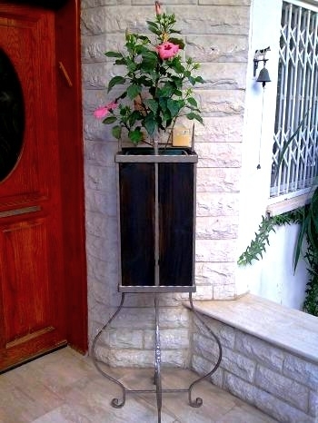 עבודות יד מעץ ומתכת