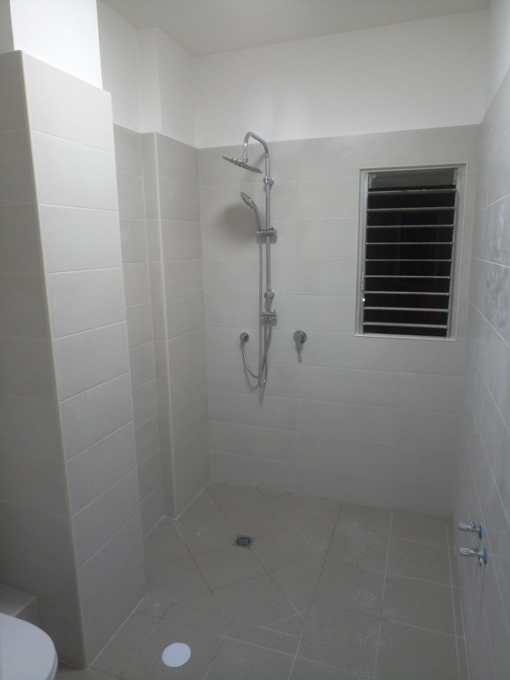 שיפוץ חדר אמבטיה קומפלט