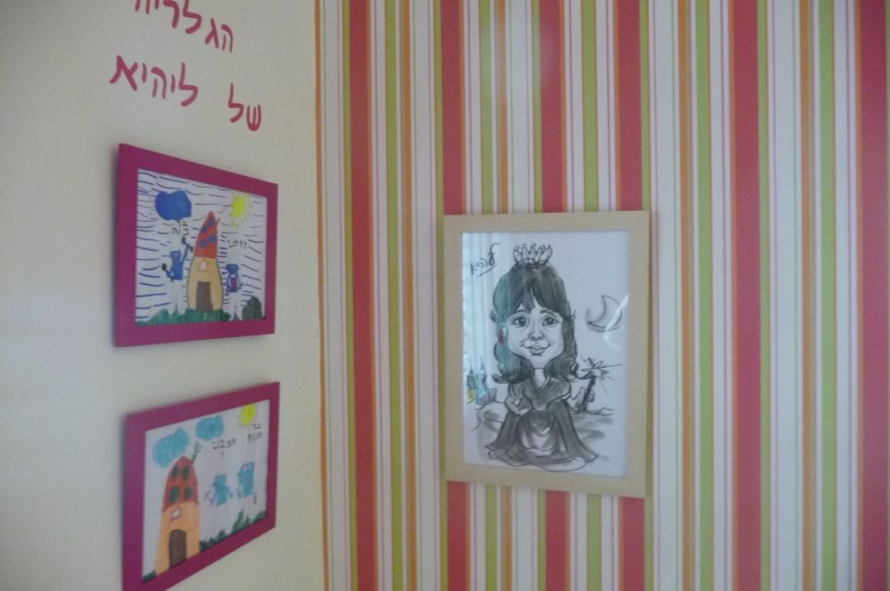 חדר לשתי בנות