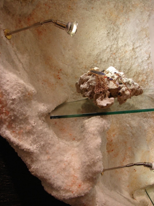 מערות מלח בעיצוב הקונספט של תכשיטי AMARO