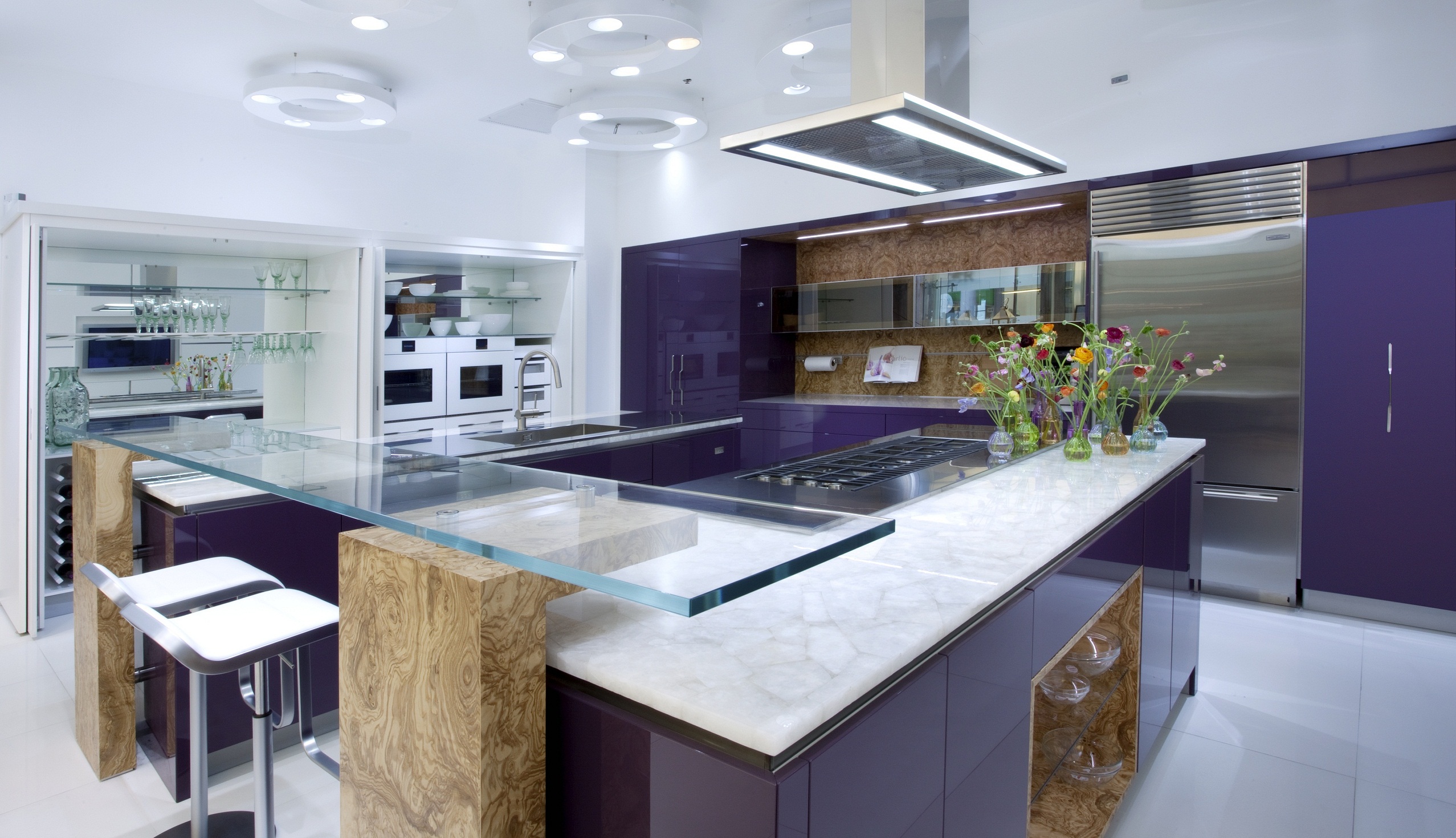 ×××× ××¡×××